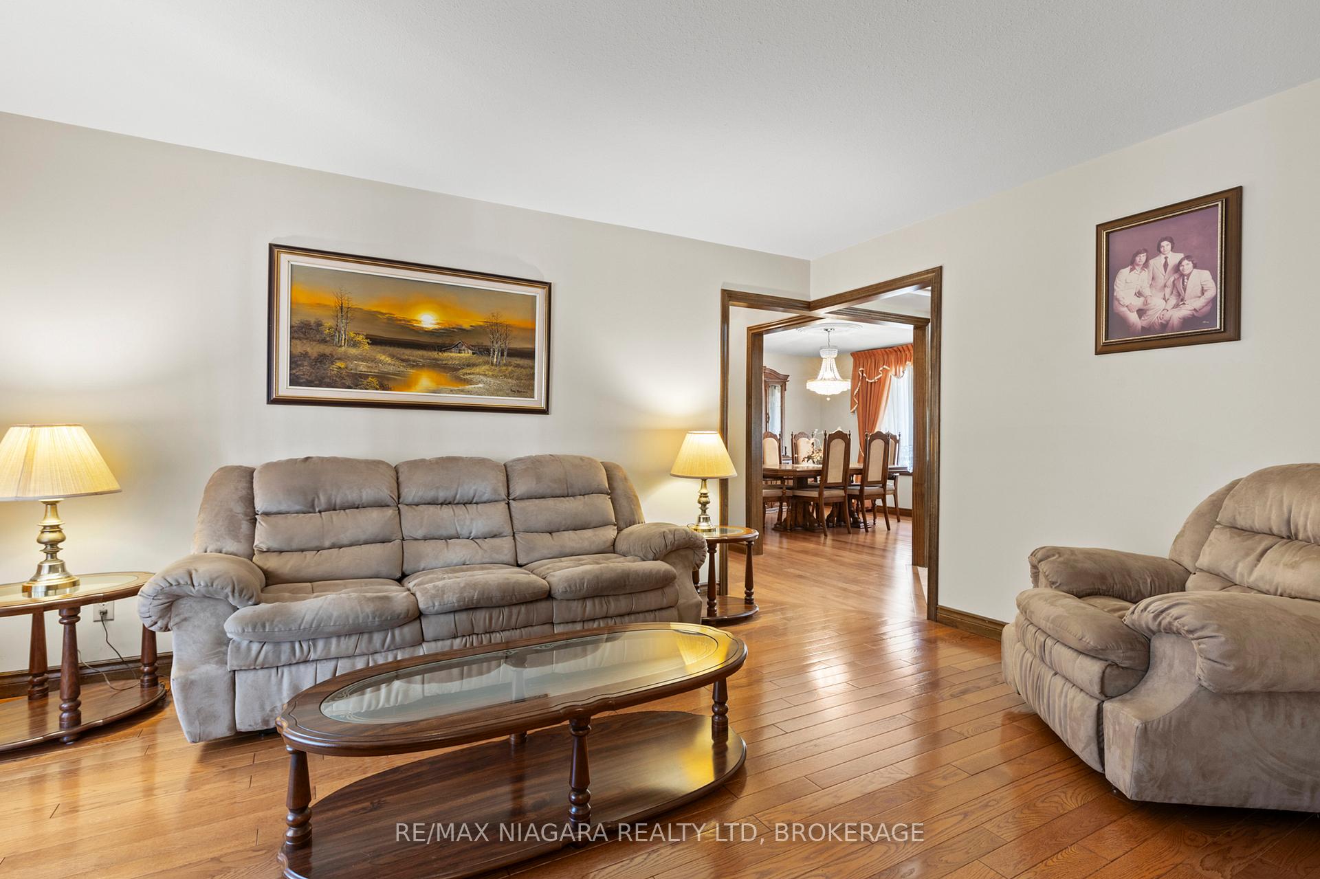 Photo 6 of 142 Welland Road, Pelham, Fonthill — HOMEH