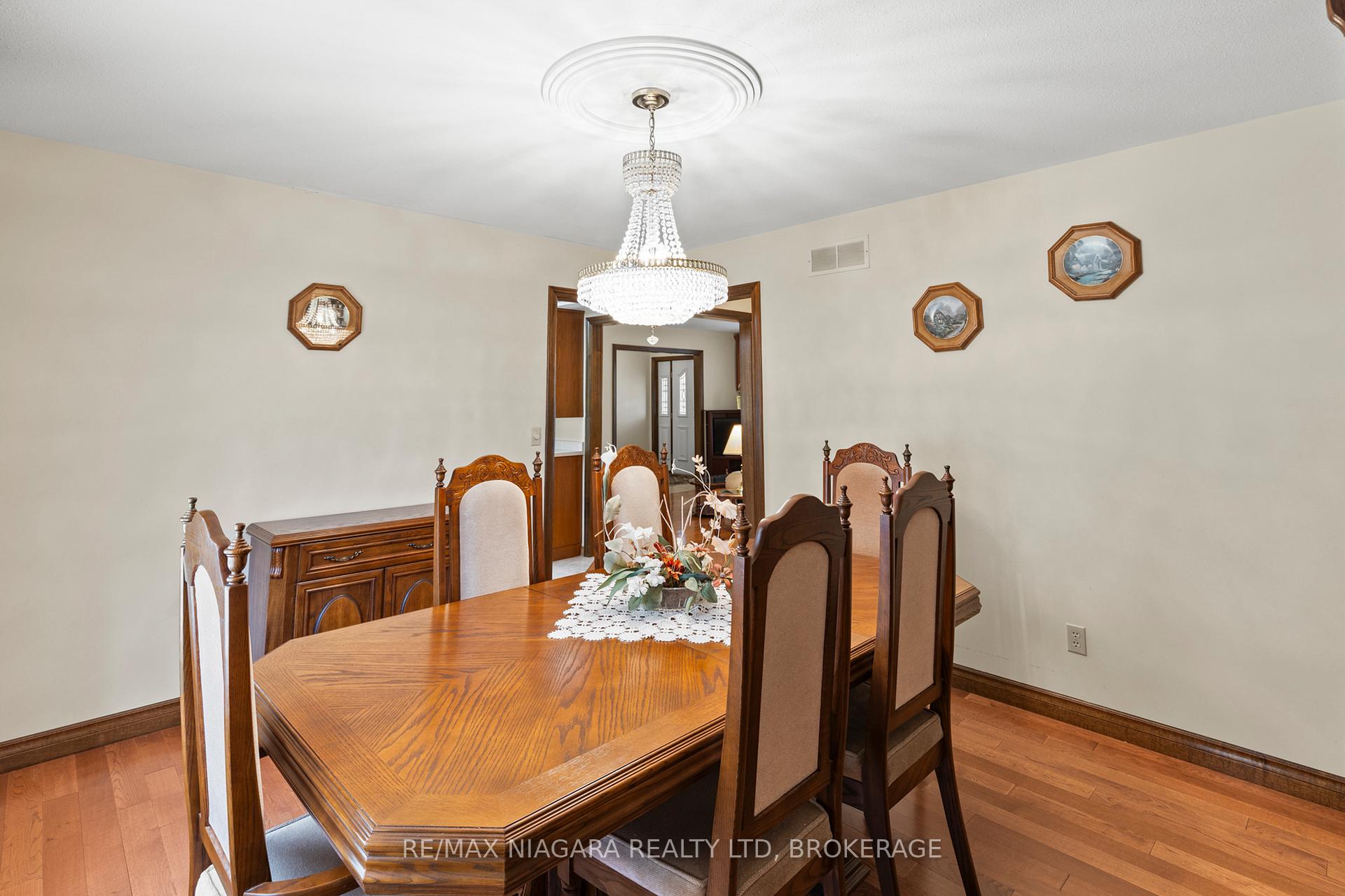 Photo 9 of 142 Welland Road, Pelham, Fonthill — HOMEH
