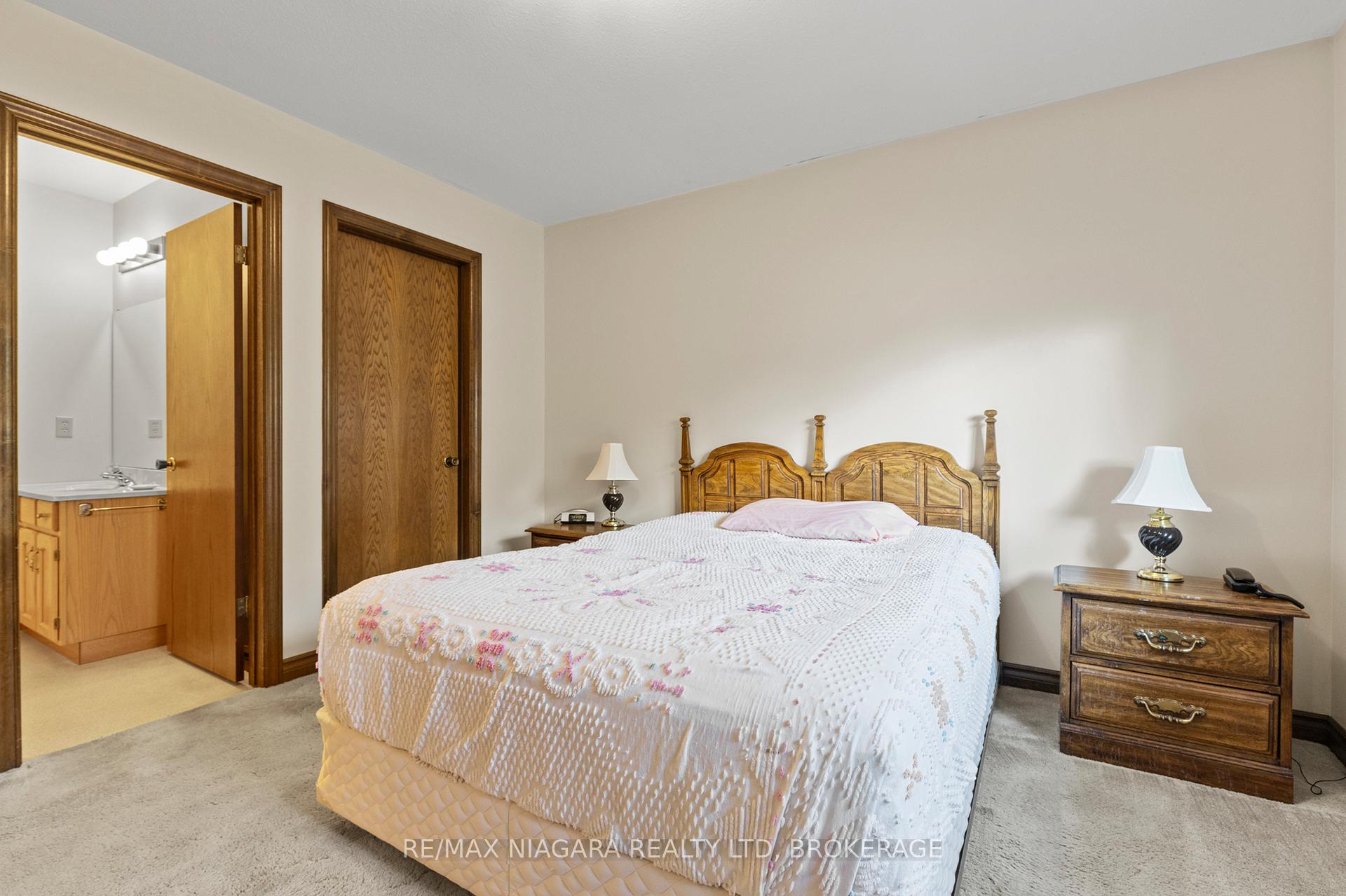 Photo 19 of 142 Welland Road, Pelham, Fonthill — HOMEH