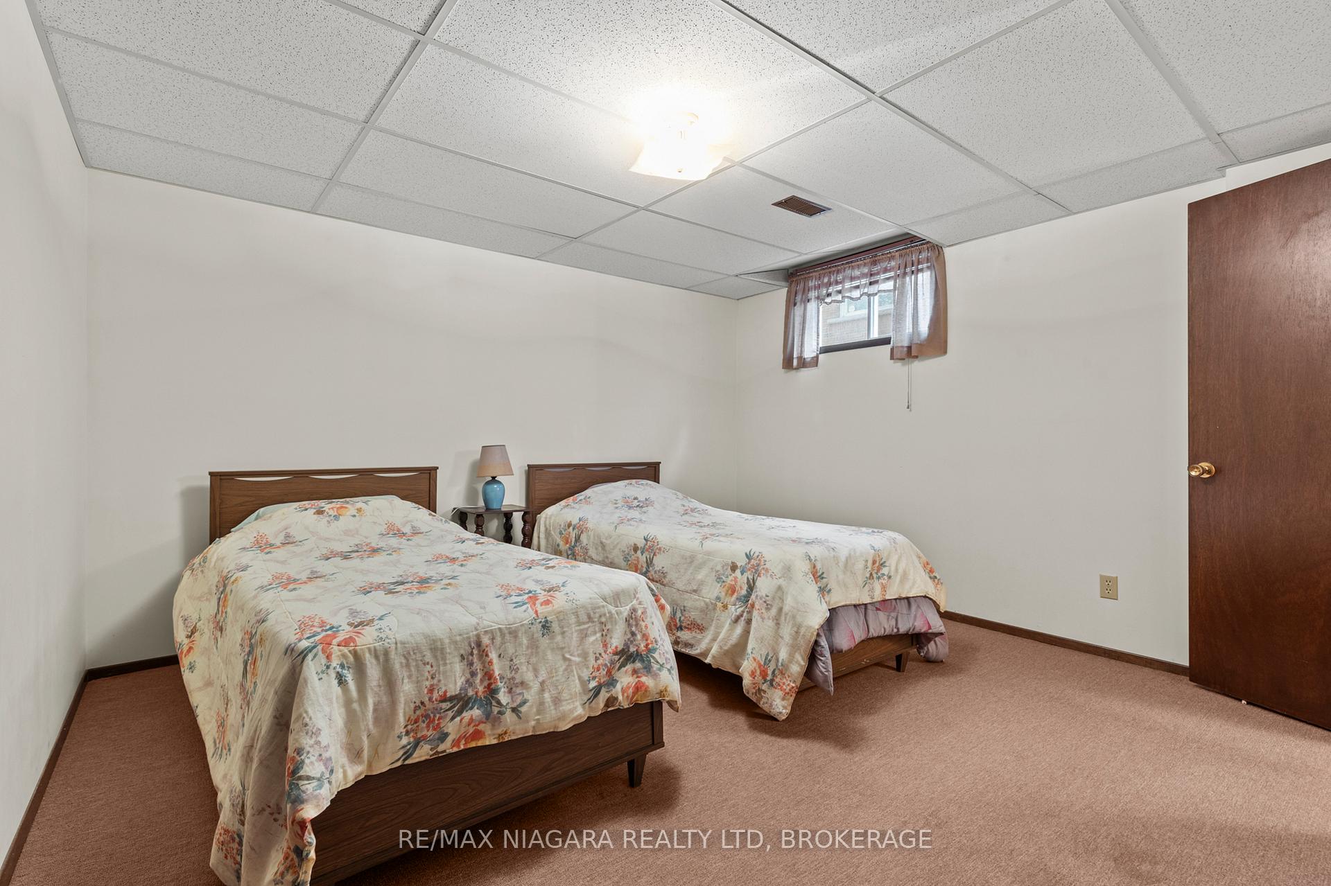 Photo 33 of 142 Welland Road, Pelham, Fonthill — HOMEH