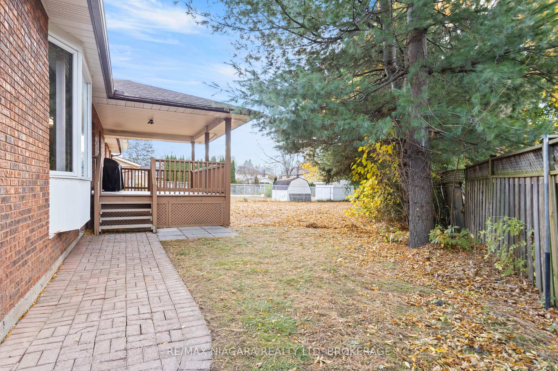 Photo 38 of 142 Welland Road, Pelham, Fonthill — HOMEH