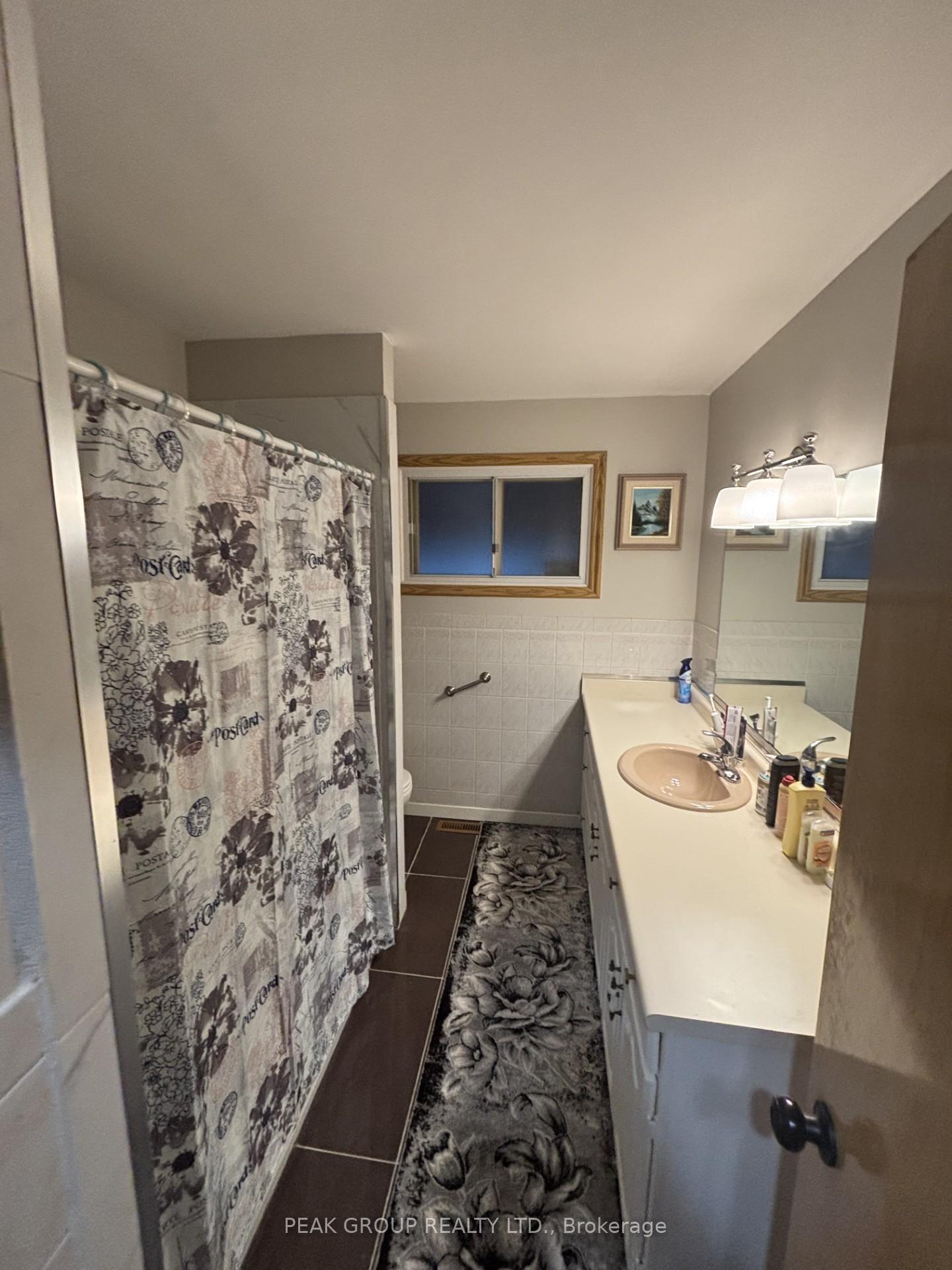 Photo 7 of 4945 Shirley Avenue, Niagara Falls, Cherrywood — HOMEH