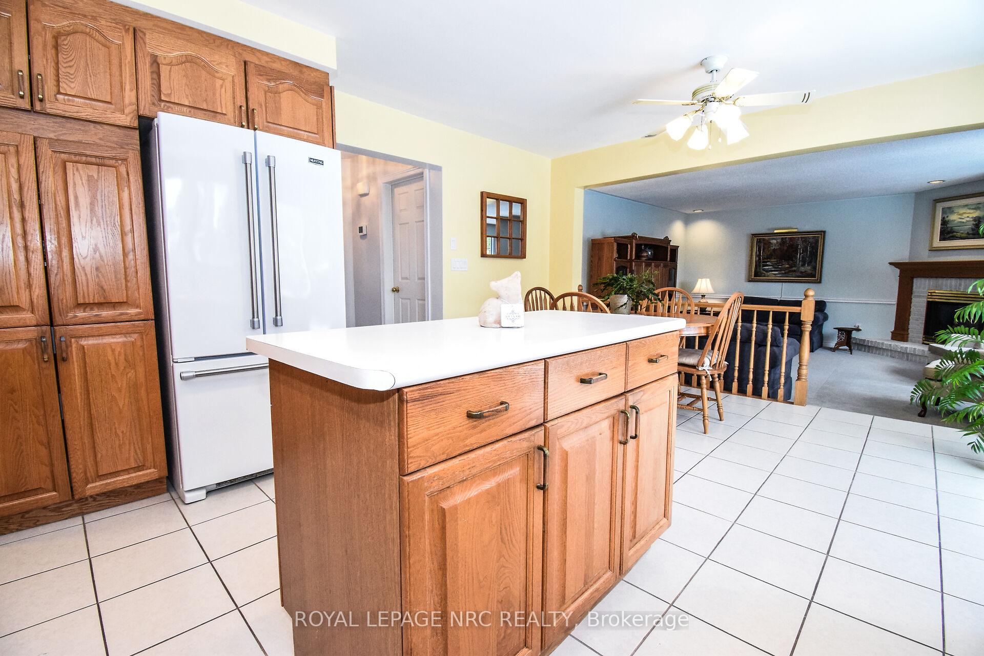 Photo 18 of 11 Milburn Drive, Pelham, Fonthill — HOMEH