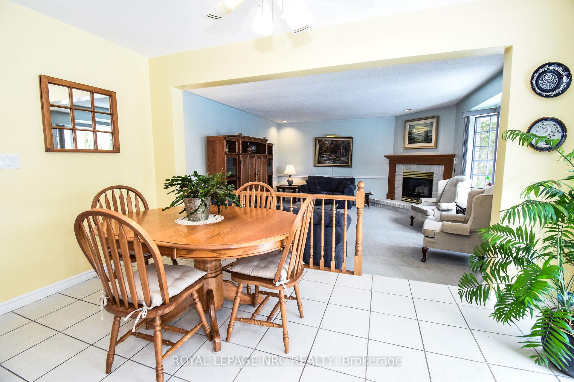 Photo 19 of 11 Milburn Drive, Pelham, Fonthill — HOMEH