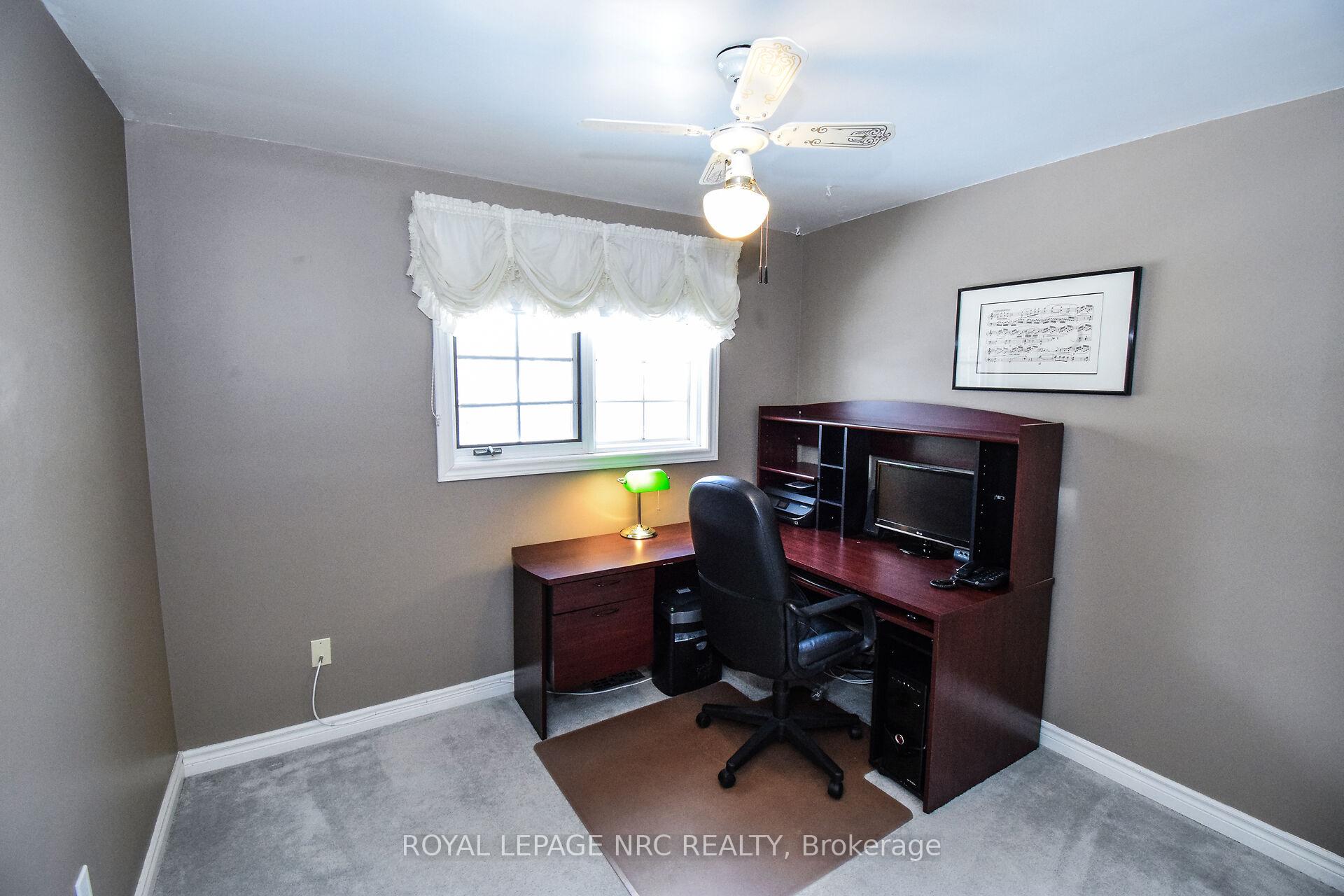 Photo 33 of 11 Milburn Drive, Pelham, Fonthill — HOMEH