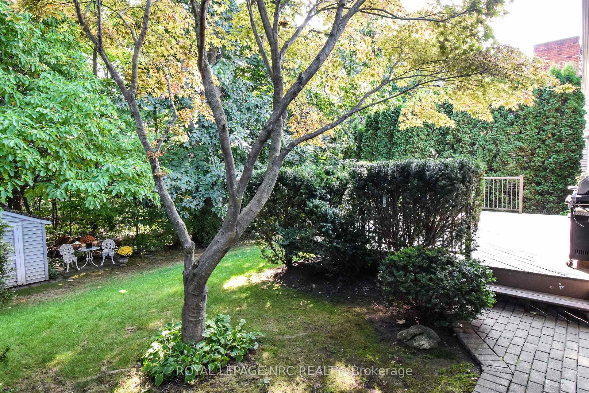 Photo 35 of 11 Milburn Drive, Pelham, Fonthill — HOMEH