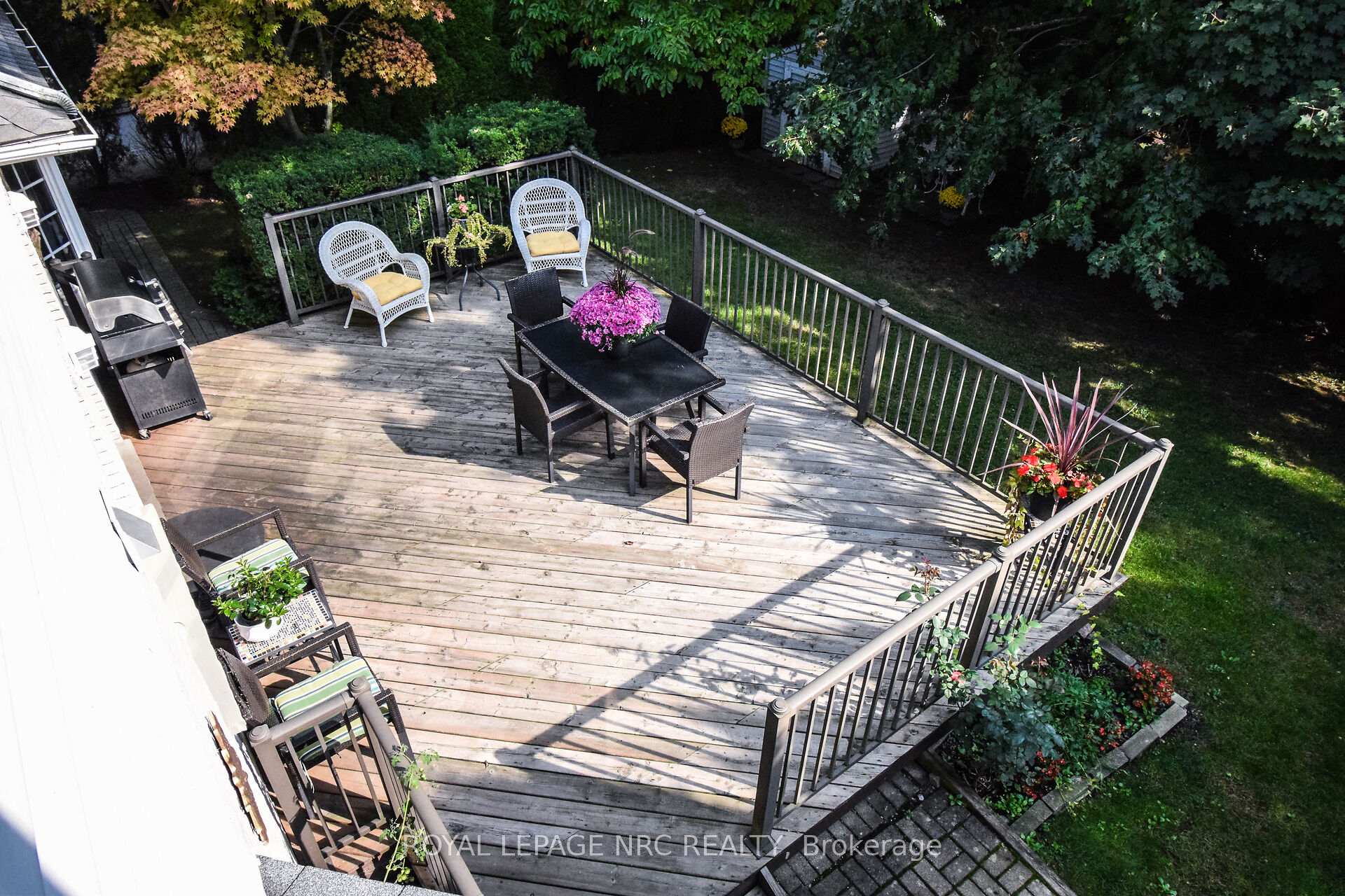 Photo 44 of 11 Milburn Drive, Pelham, Fonthill — HOMEH