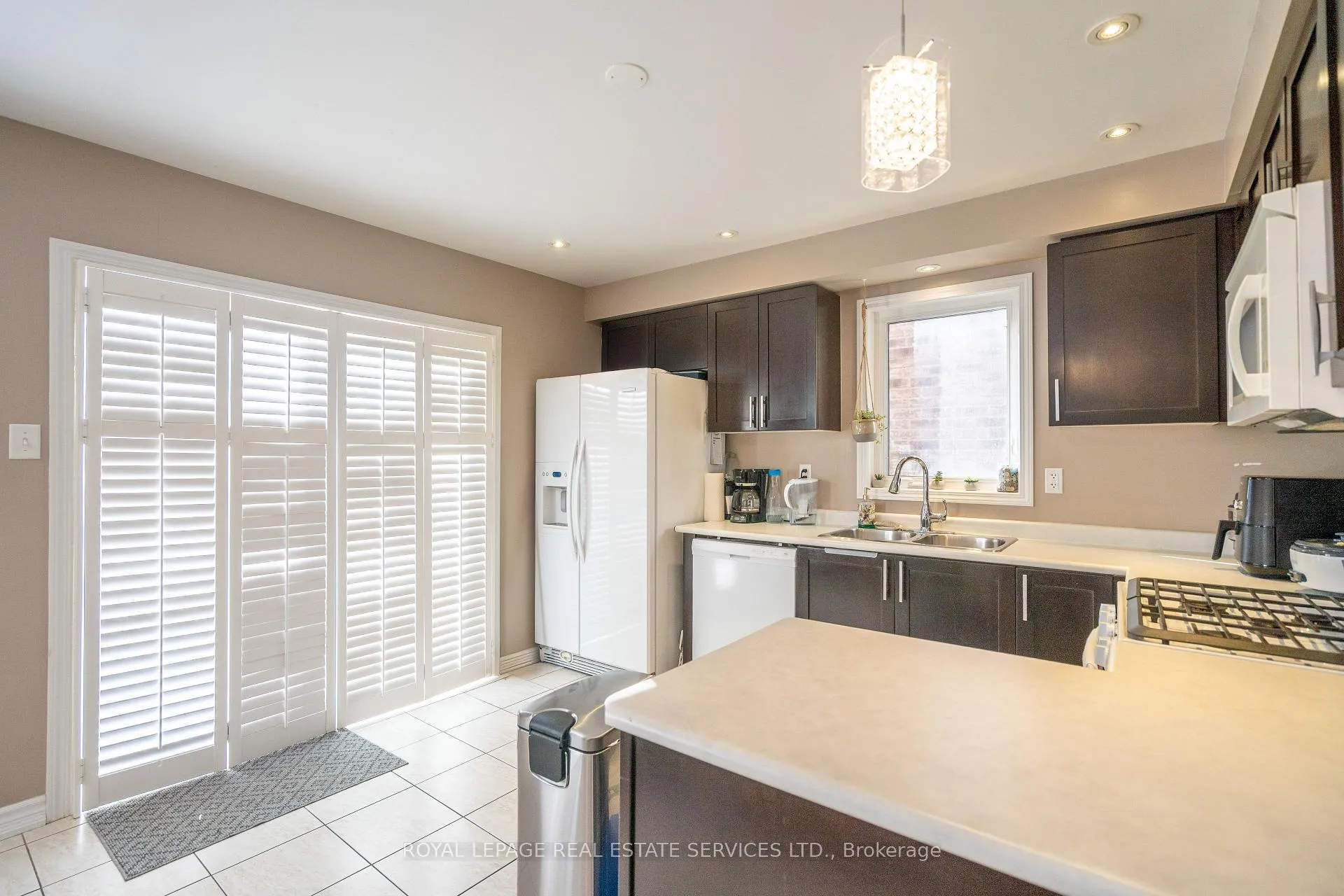 Photo 10 of 900 Toletzka Landing, Milton, Harrison — HOMEH