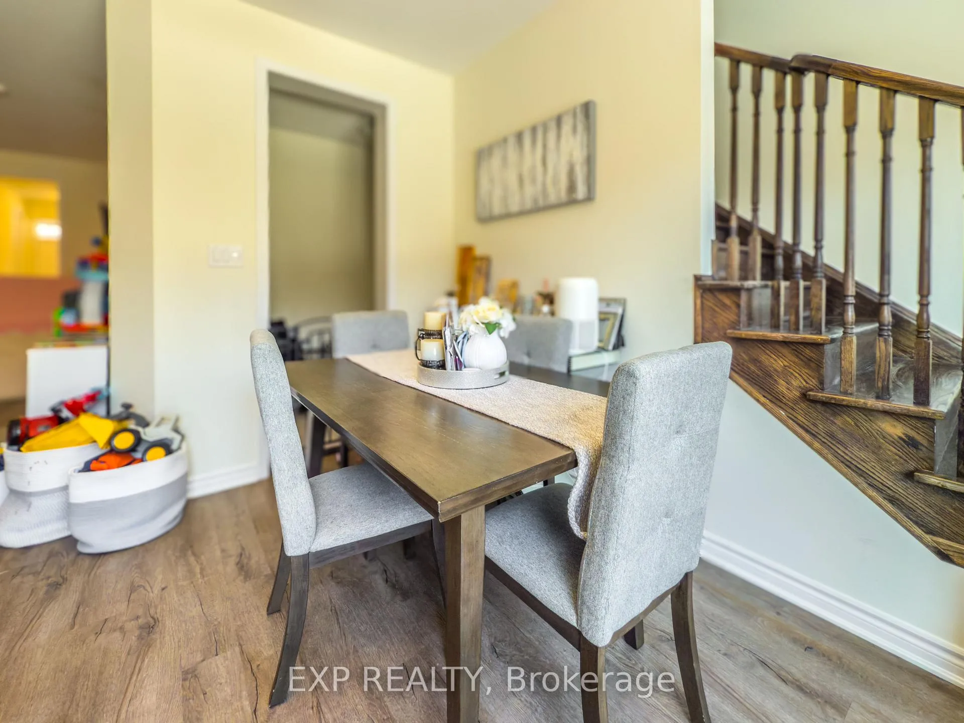 Photo 15 of 888 Sumac Crescent, Milton, Cobban — HOMEH