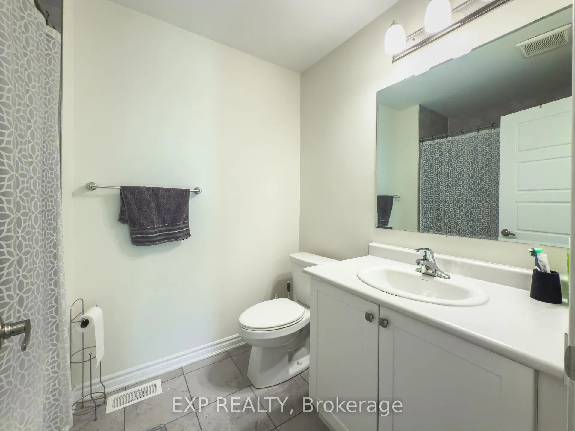 Photo 21 of 888 Sumac Crescent, Milton, Cobban — HOMEH