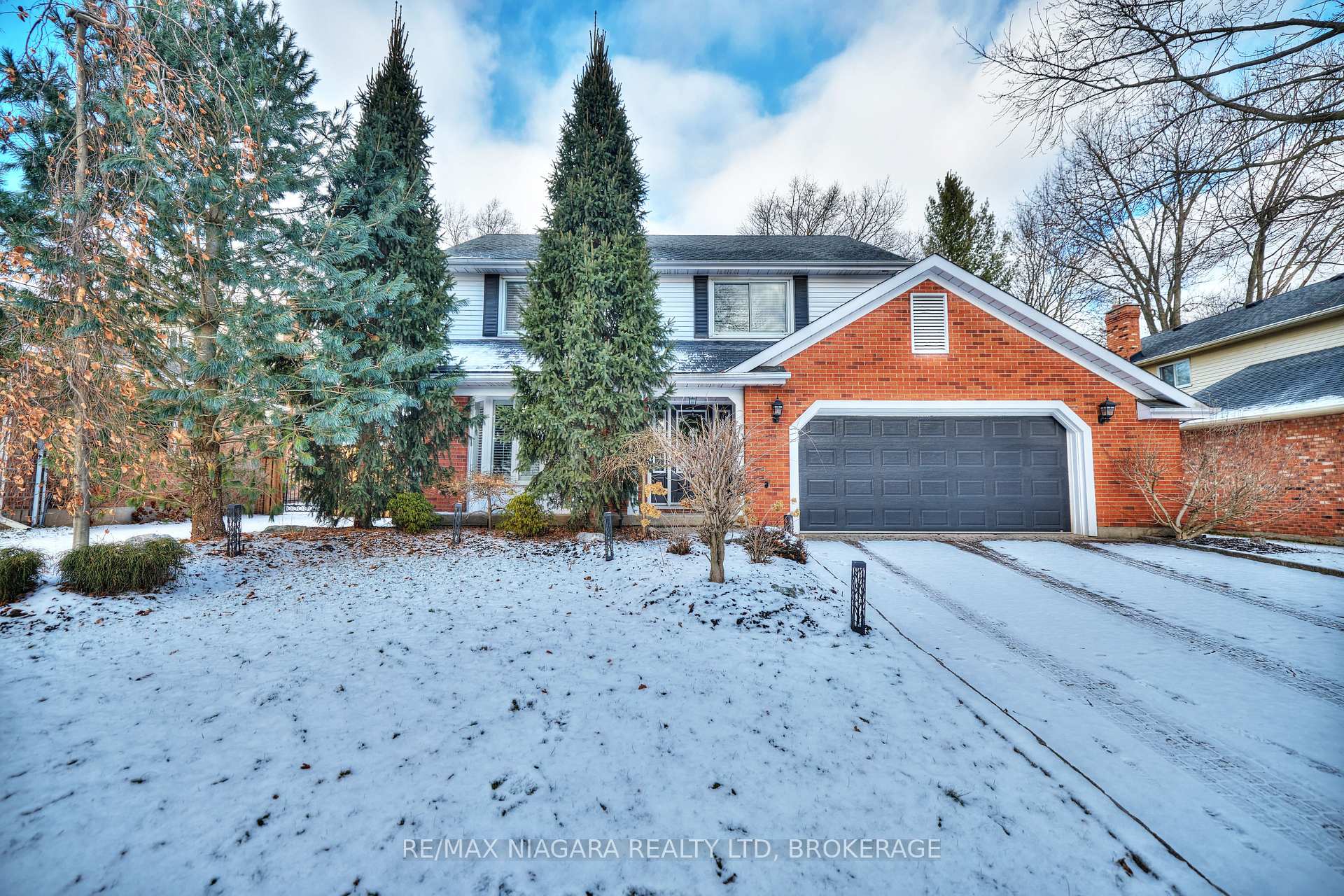 Photo 2 of 70 Millbridge Crescent, Pelham, Fonthill — HOMEH