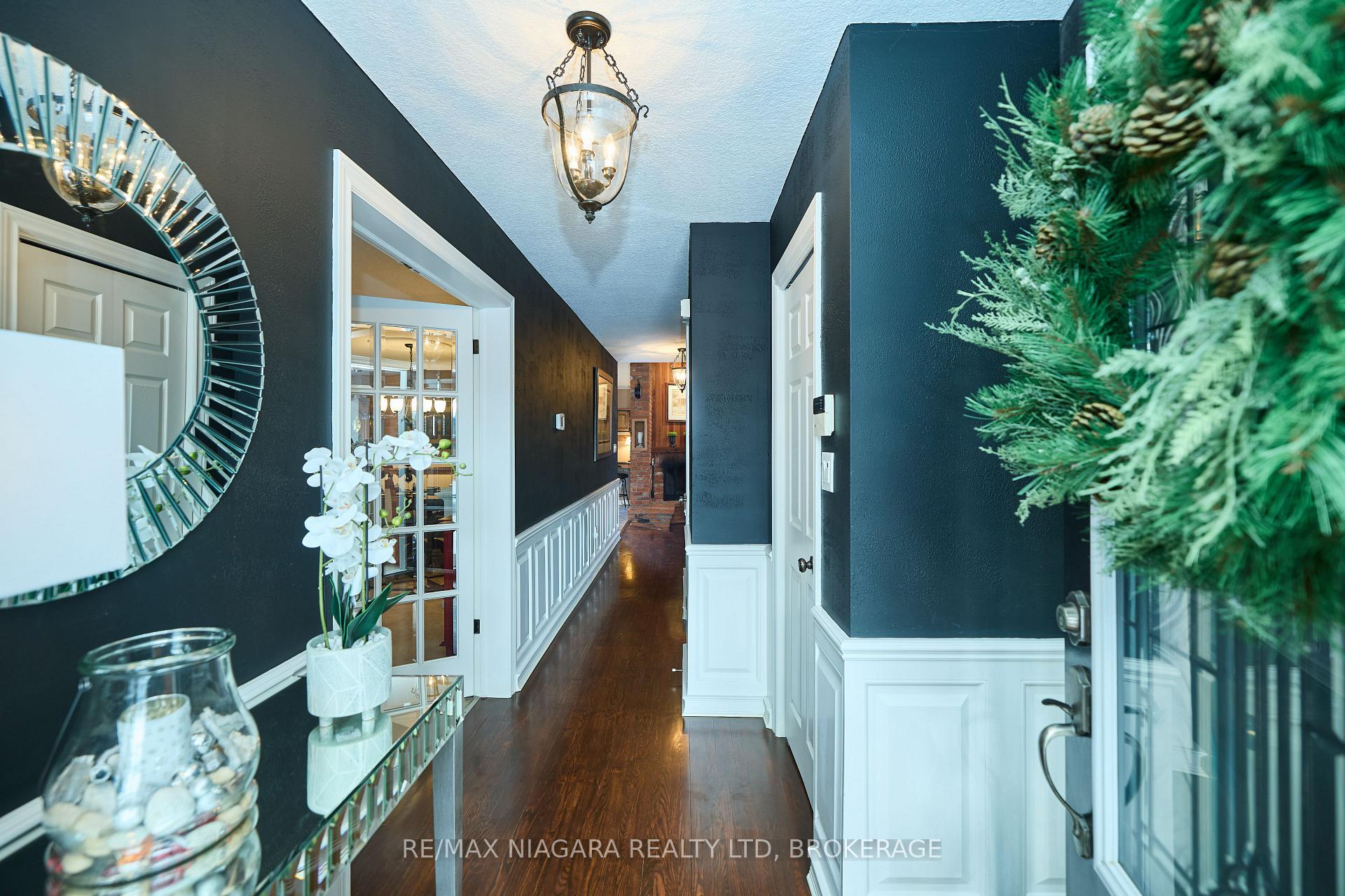 Photo 4 of 70 Millbridge Crescent, Pelham, Fonthill — HOMEH