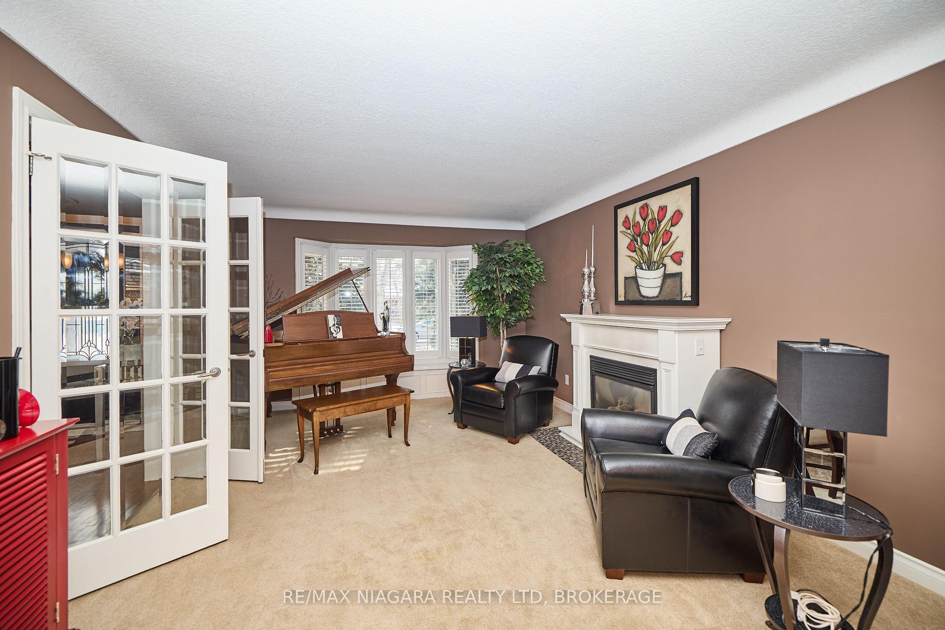 Photo 12 of 70 Millbridge Crescent, Pelham, Fonthill — HOMEH