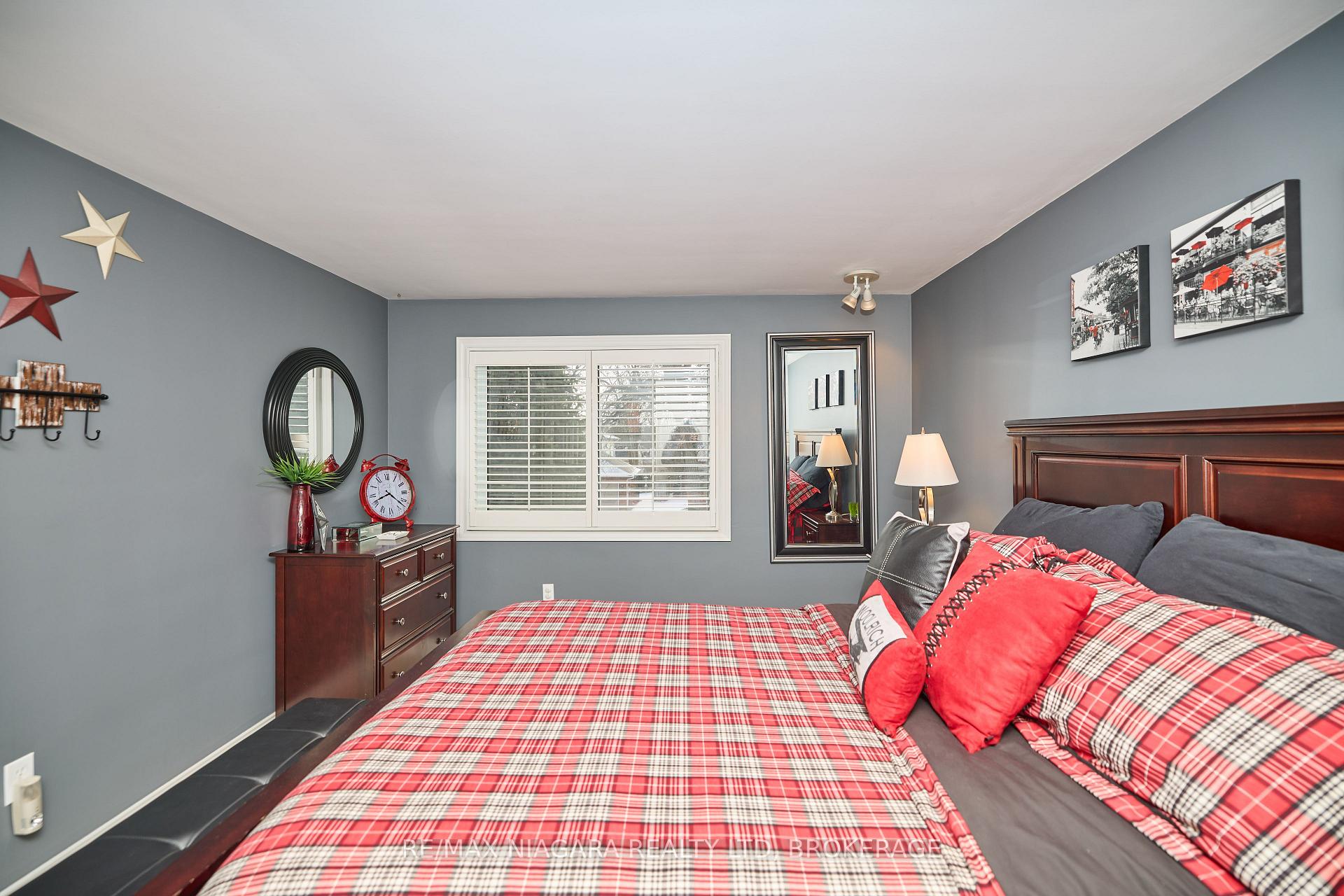 Photo 21 of 70 Millbridge Crescent, Pelham, Fonthill — HOMEH