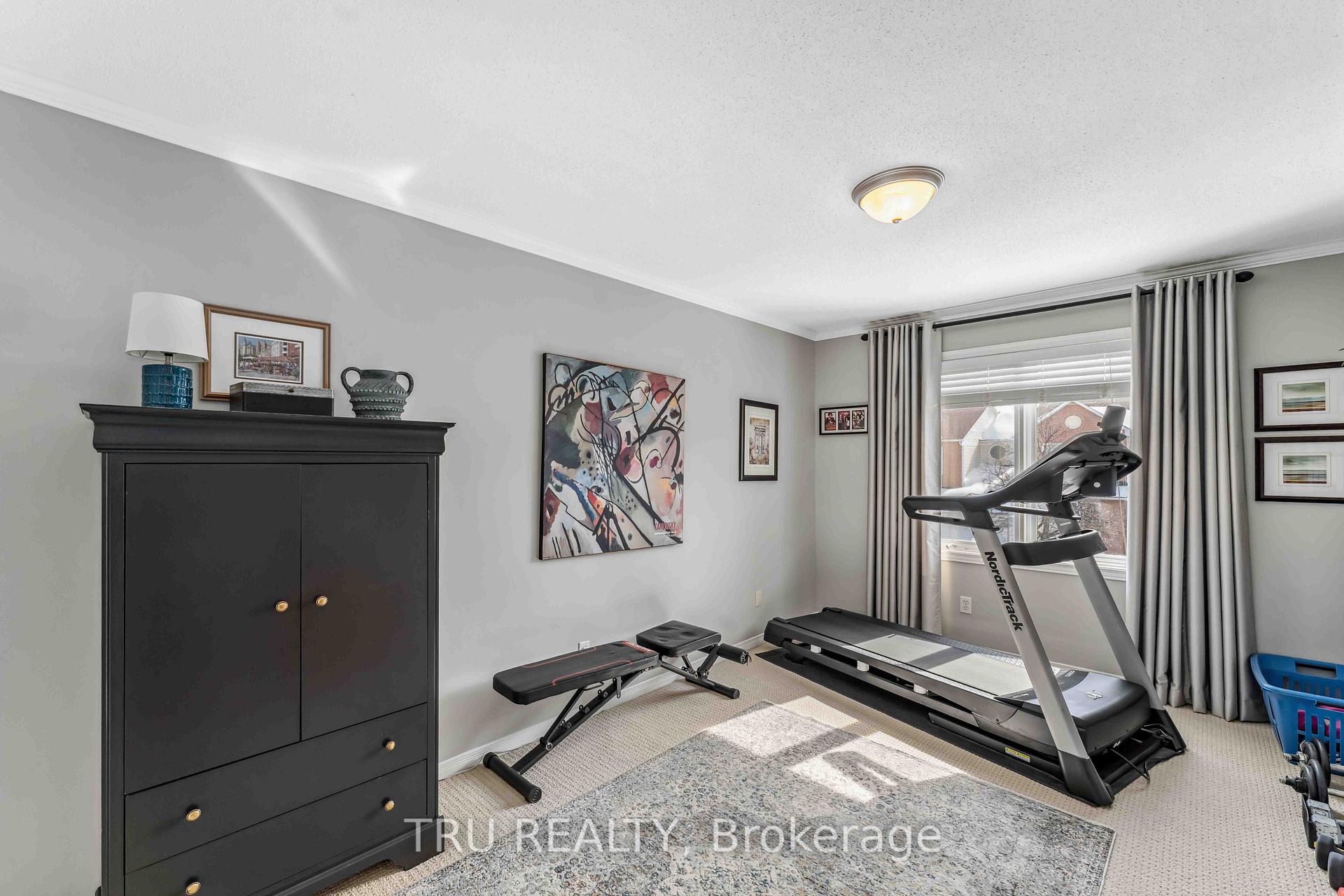Photo 19 of 5928 Pineglade Crescent, Ottawa, Chapel Hill South - Orleans Village — HOMEH