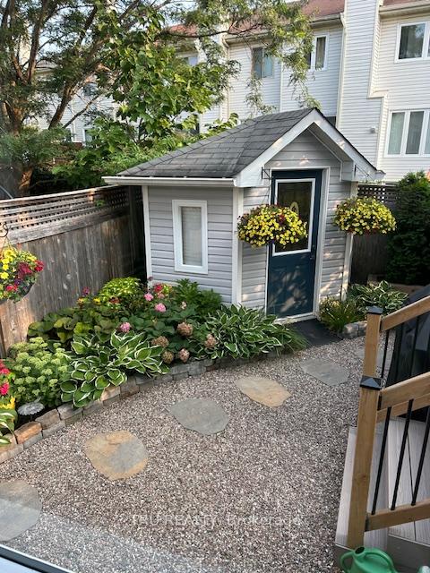Photo 29 of 5928 Pineglade Crescent, Ottawa, Chapel Hill South - Orleans Village — HOMEH