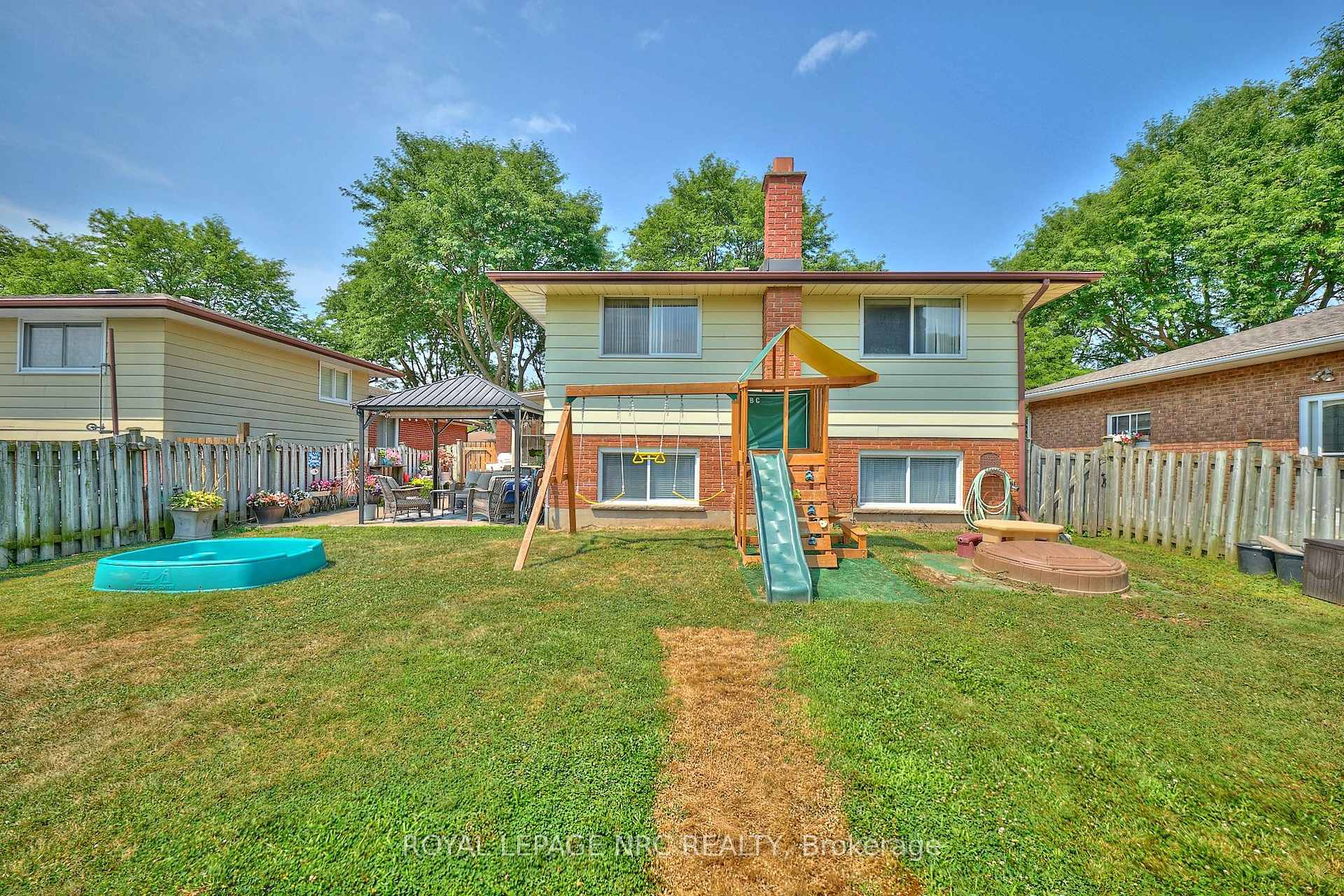 Photo 7 of 5875 St. Anthony Crescent, Niagara Falls, Church's Lane — HOMEH