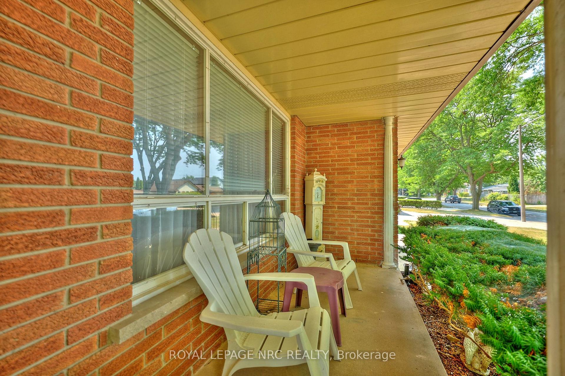Photo 15 of 5875 St. Anthony Crescent, Niagara Falls, Church's Lane — HOMEH