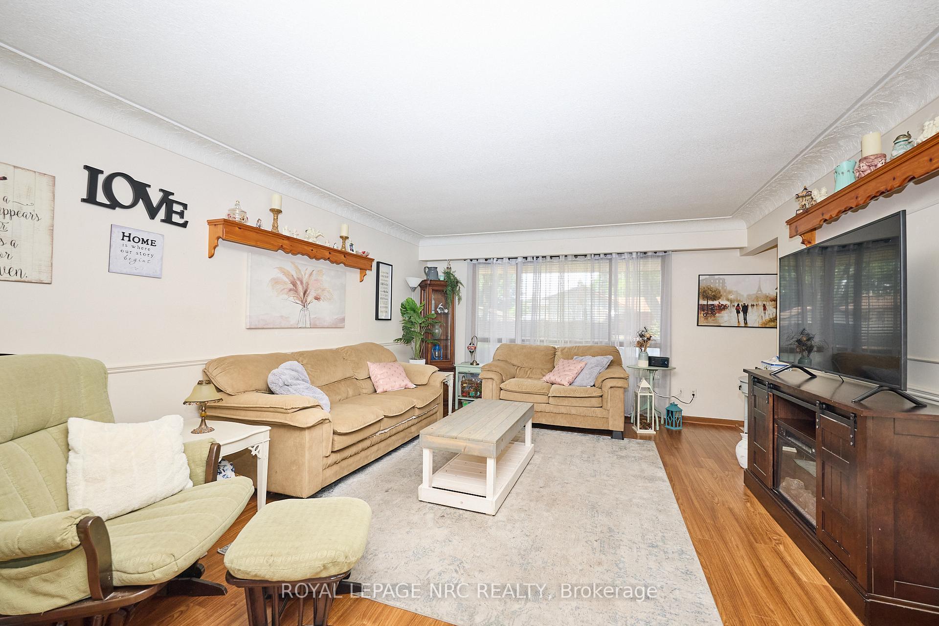 Photo 20 of 5875 St. Anthony Crescent, Niagara Falls, Church's Lane — HOMEH