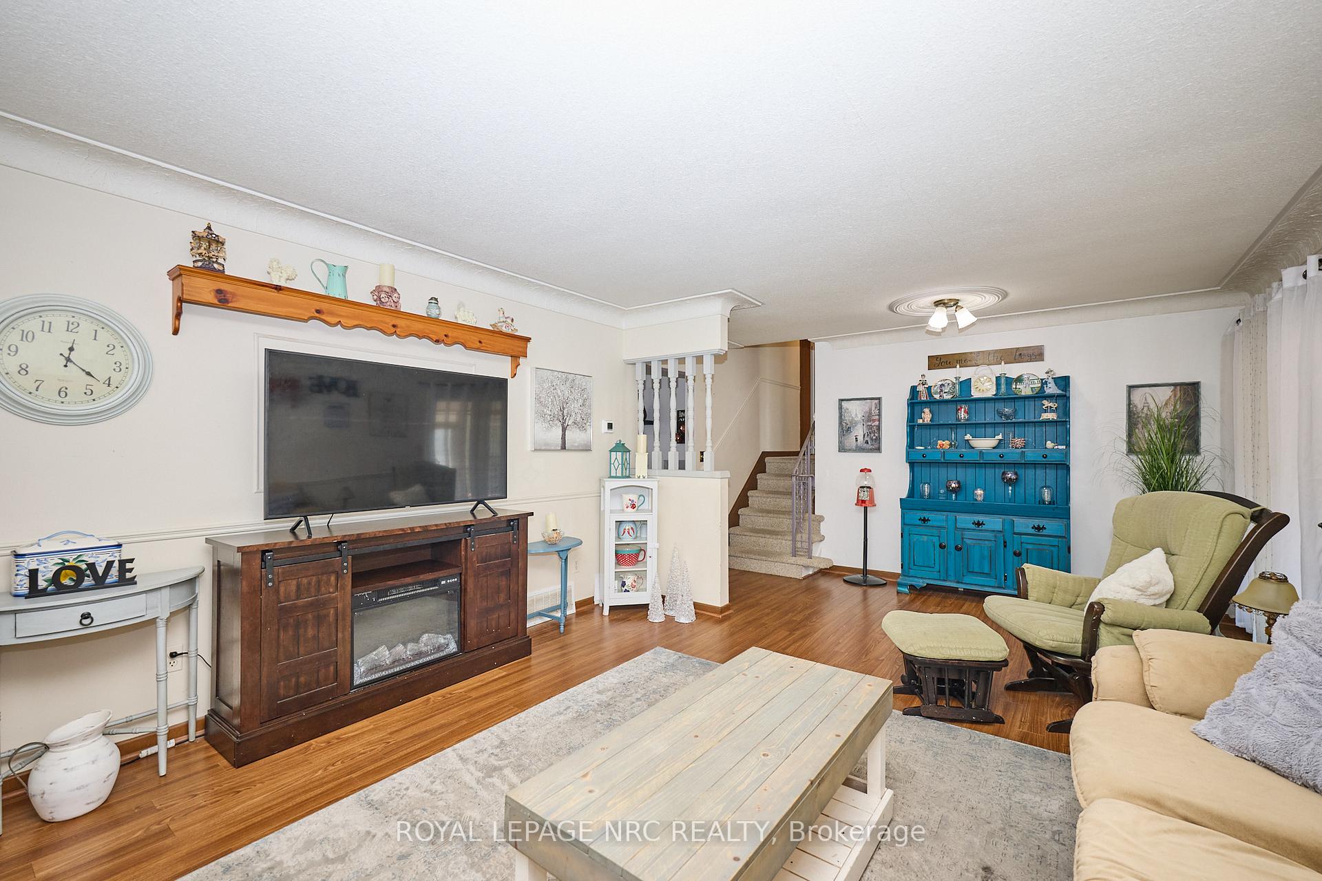 Photo 23 of 5875 St. Anthony Crescent, Niagara Falls, Church's Lane — HOMEH