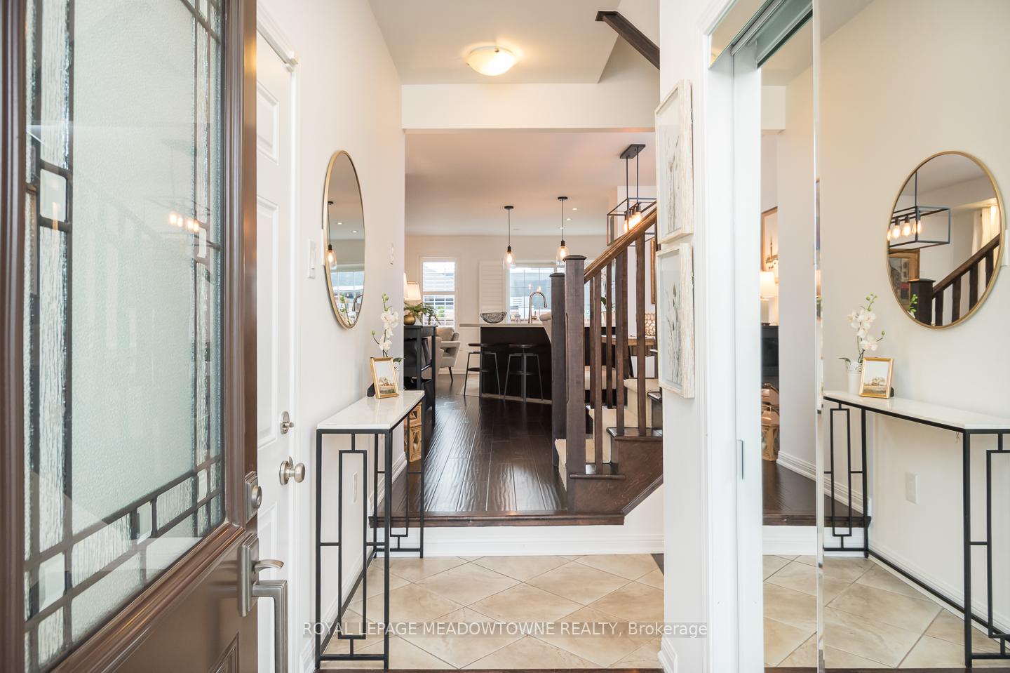 Photo 3 of 1065 Nadalin Heights, Milton, Willmott — HOMEH