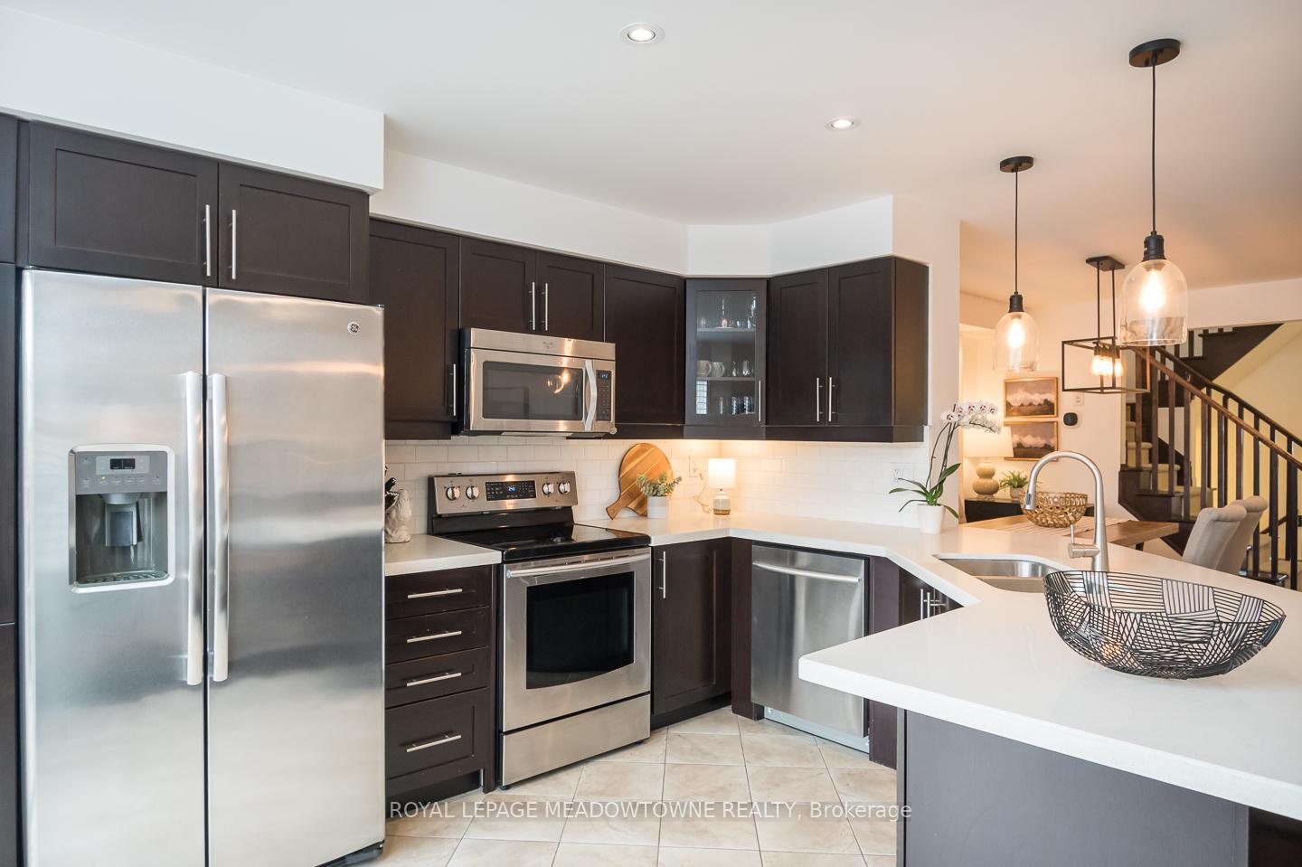 Photo 6 of 1065 Nadalin Heights, Milton, Willmott — HOMEH