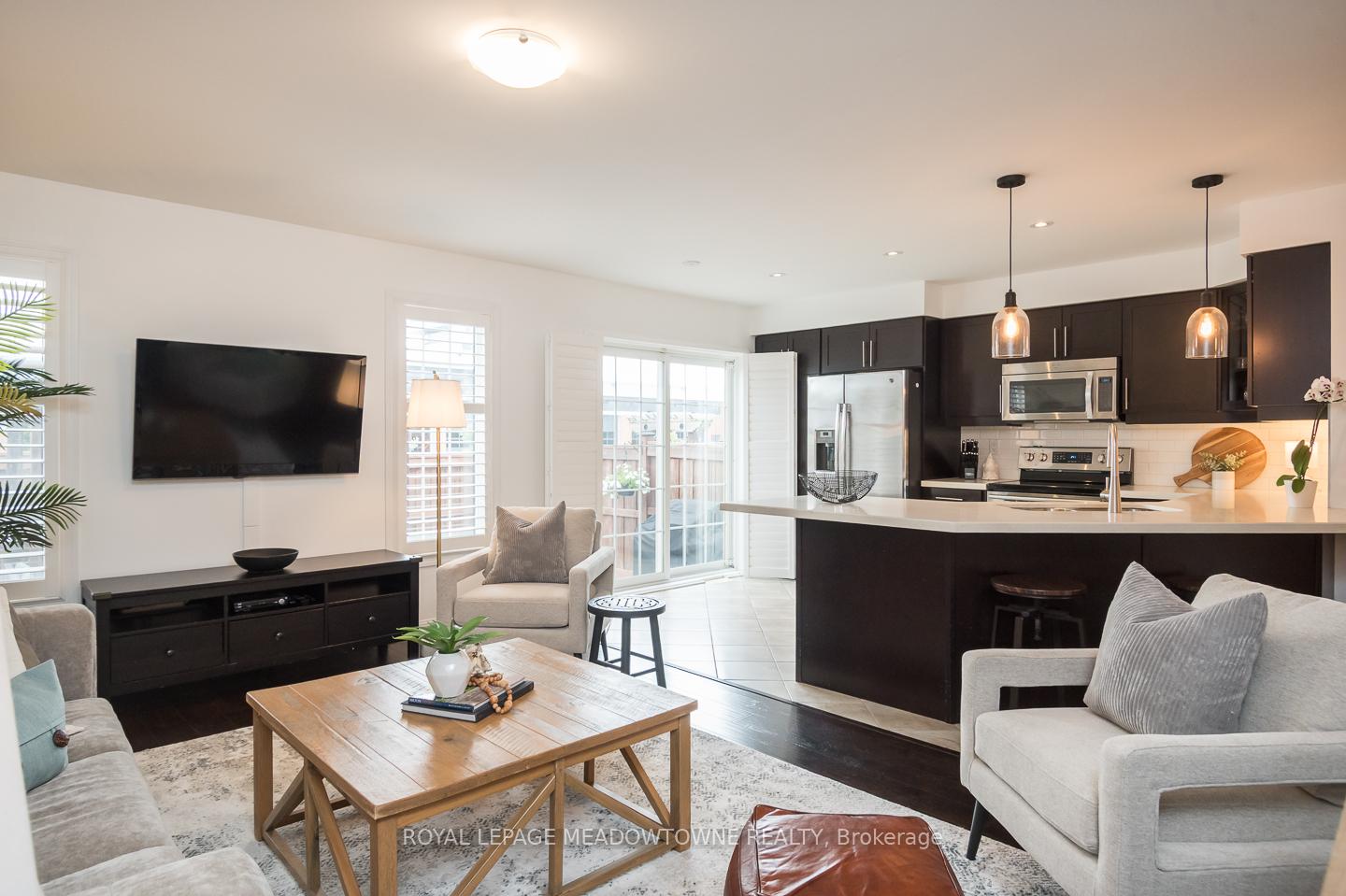Photo 7 of 1065 Nadalin Heights, Milton, Willmott — HOMEH