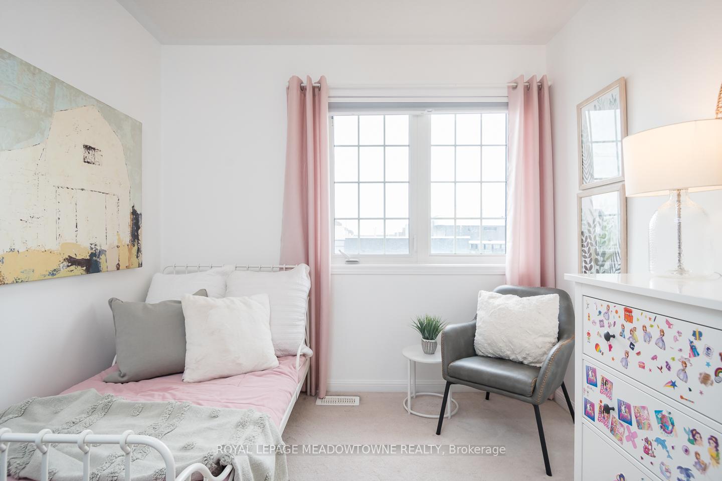 Photo 35 of 1065 Nadalin Heights, Milton, Willmott — HOMEH