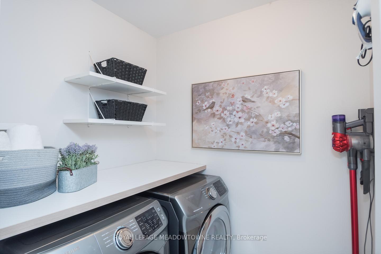 Photo 13 of 1065 Nadalin Heights, Milton, Willmott — HOMEH