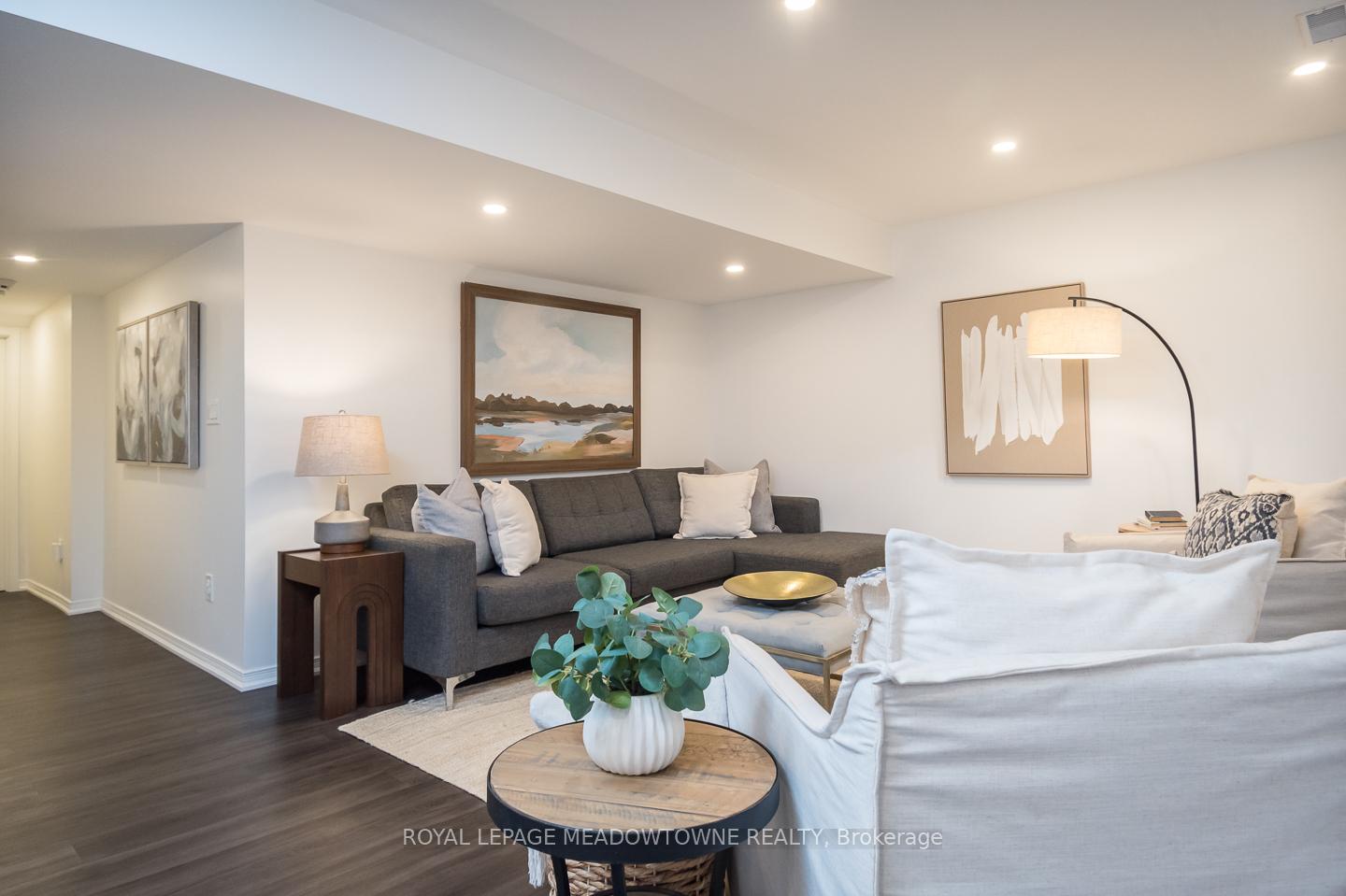 Photo 17 of 1065 Nadalin Heights, Milton, Willmott — HOMEH