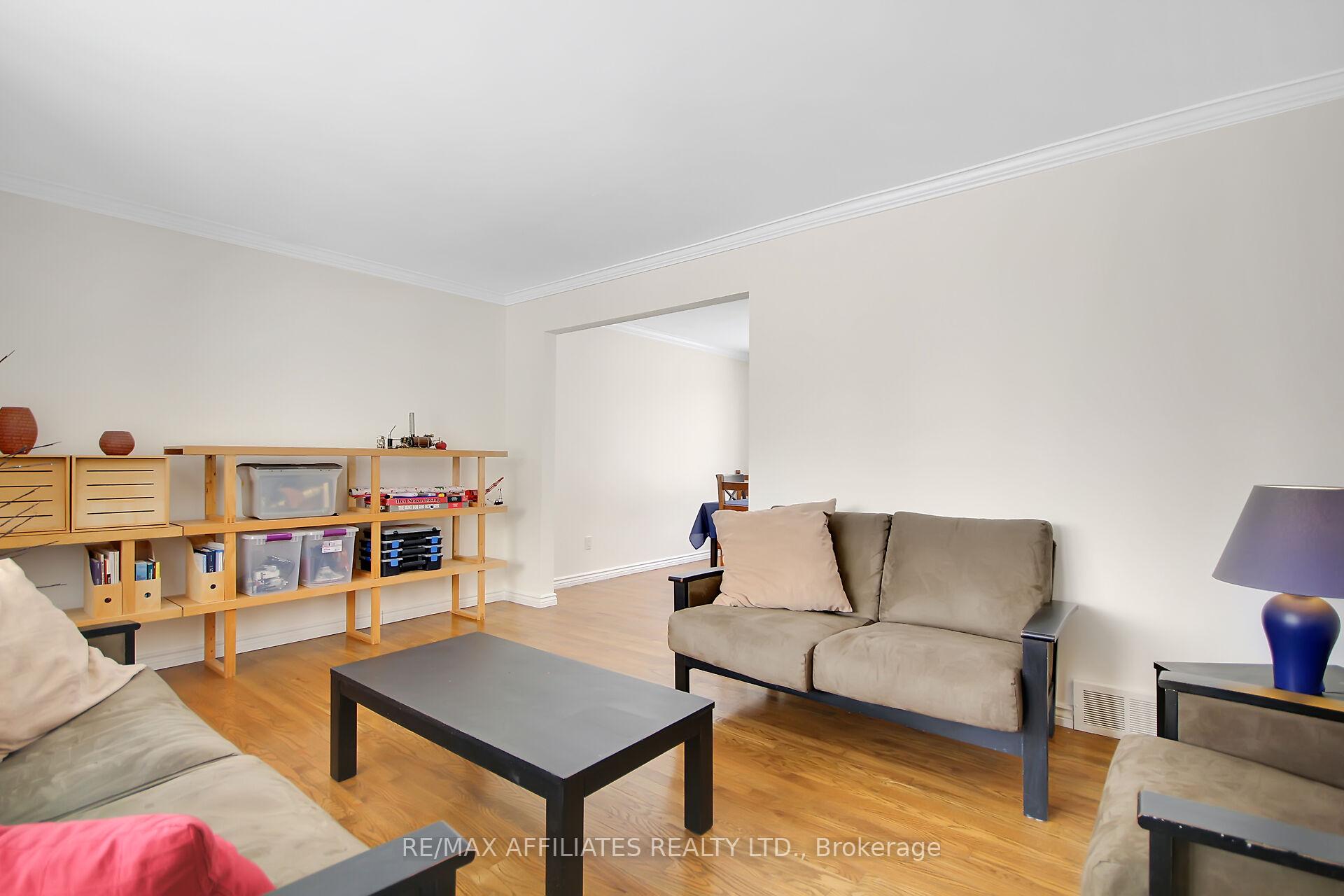 Photo 6 of 1405 Leblanc Drive, Ottawa, Chateauneuf — HOMEH
