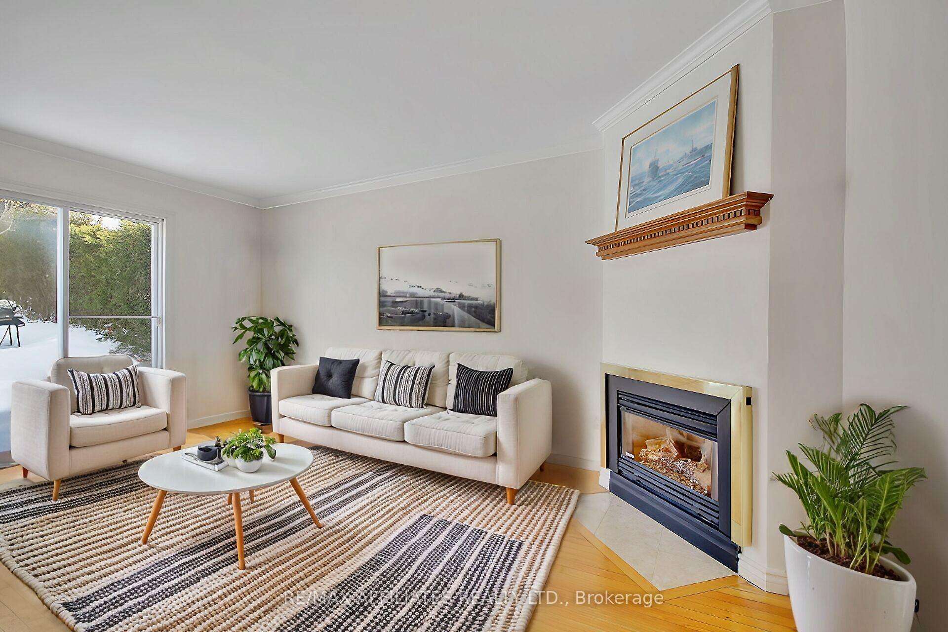Photo 15 of 1405 Leblanc Drive, Ottawa, Chateauneuf — HOMEH