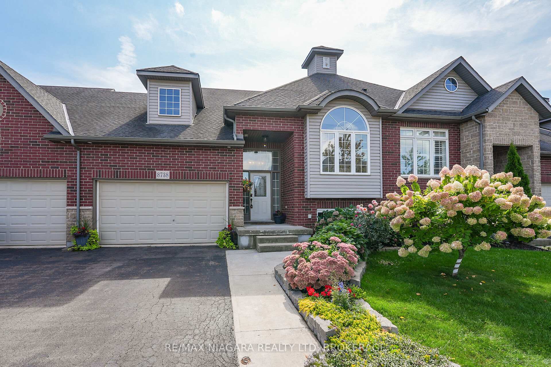 Photo 1 of 8738 Upper Canada Drive, Niagara Falls, Forestview — HOMEH