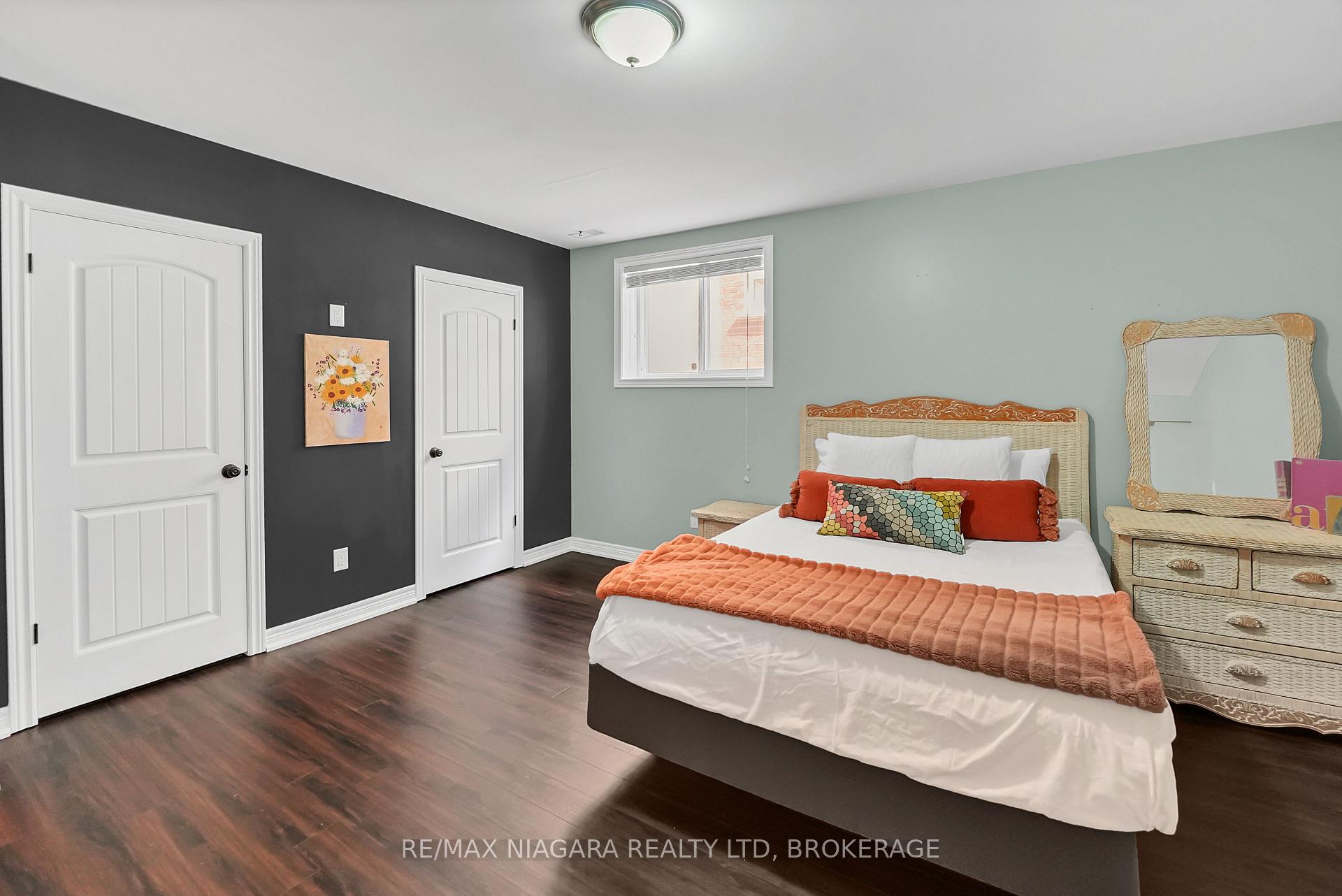 Photo 28 of 8738 Upper Canada Drive, Niagara Falls, Forestview — HOMEH