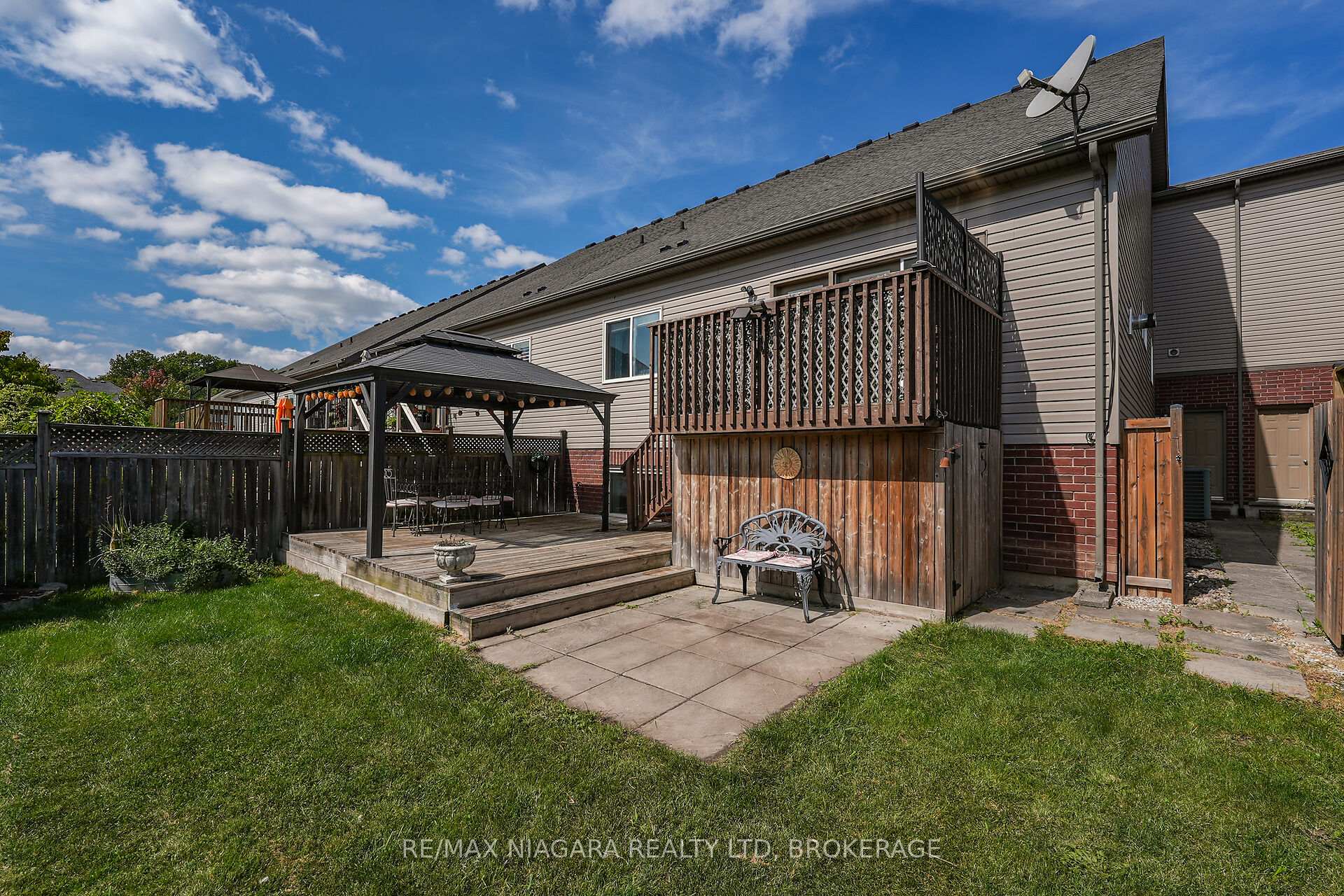 Photo 34 of 8738 Upper Canada Drive, Niagara Falls, Forestview — HOMEH
