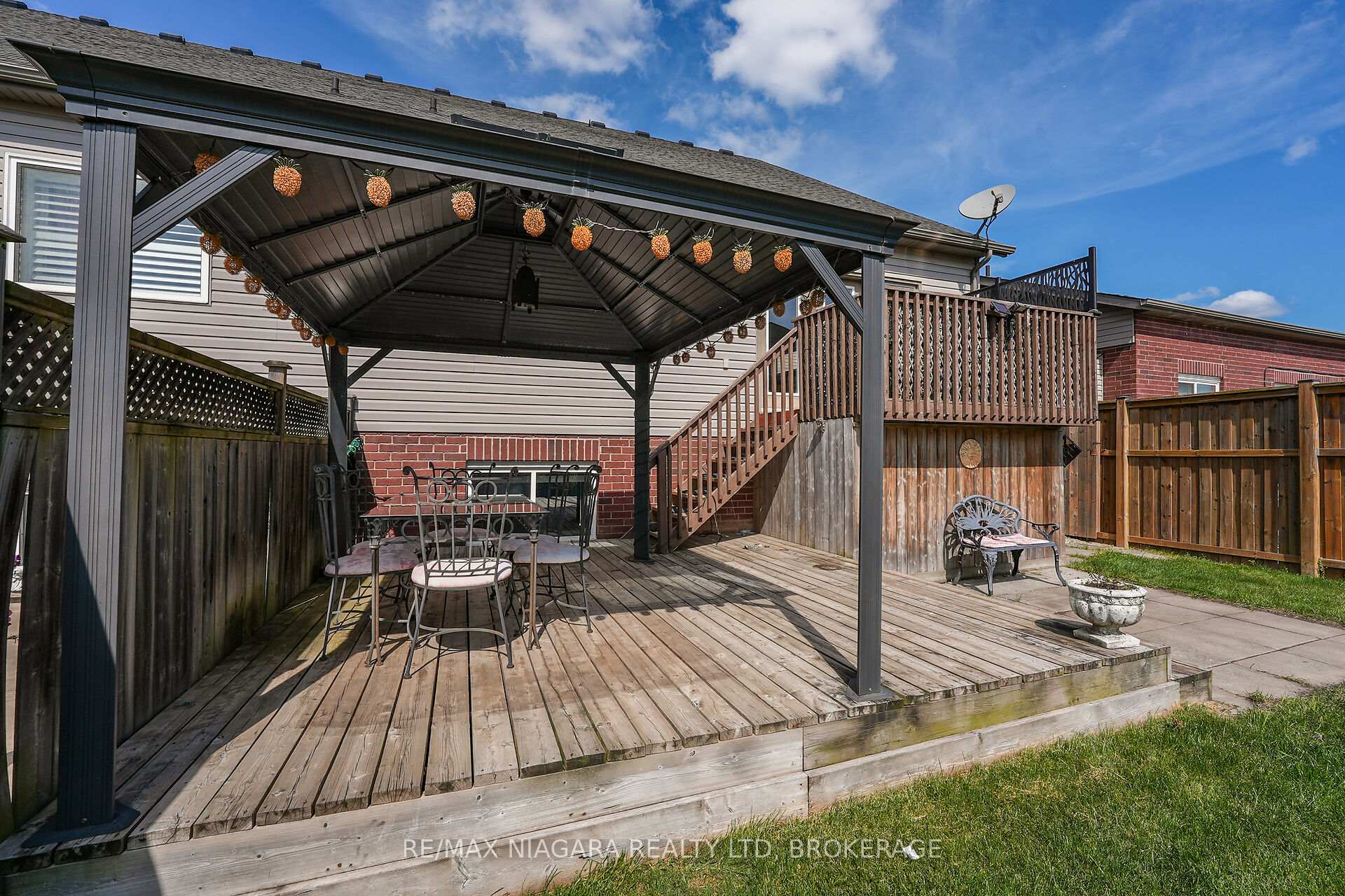 Photo 36 of 8738 Upper Canada Drive, Niagara Falls, Forestview — HOMEH