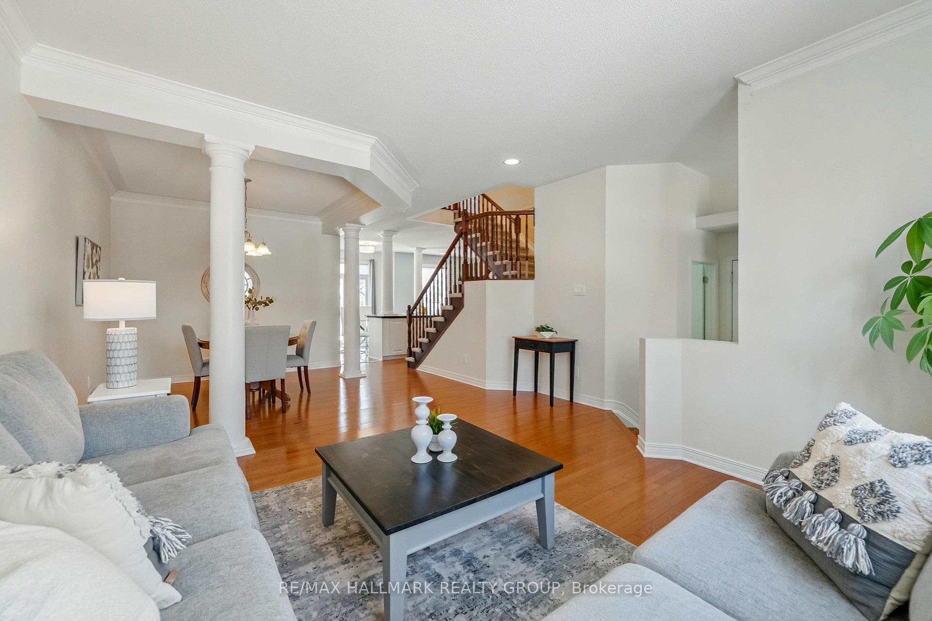 Photo 7 of 2366 Raintree Drive, Ottawa, Chapel Hill South - Orleans Village — HOMEH