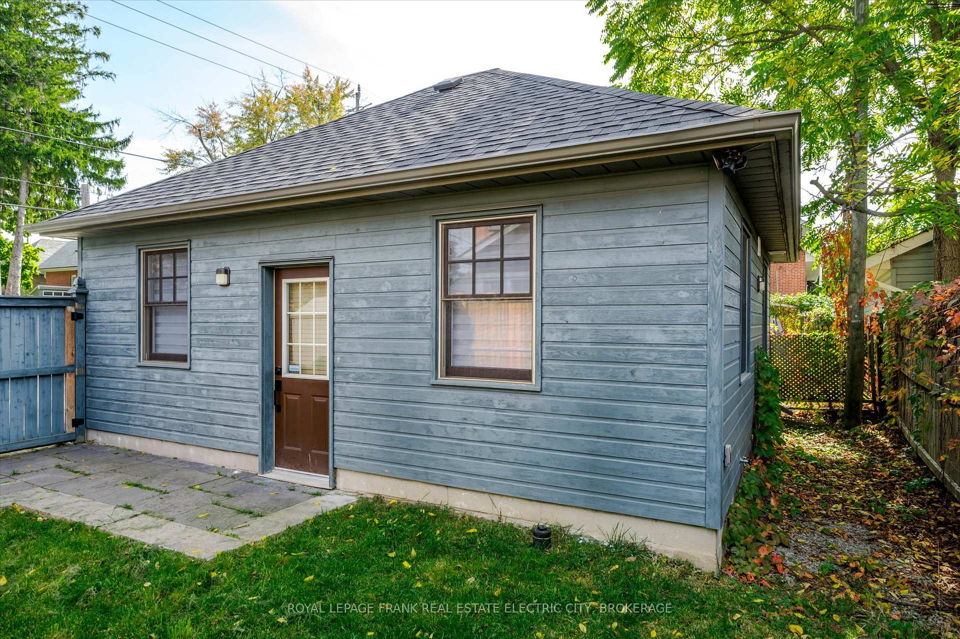 Photo 3 of 1363 Monaghan Road, Peterborough, Town Ward 3 — HOMEH