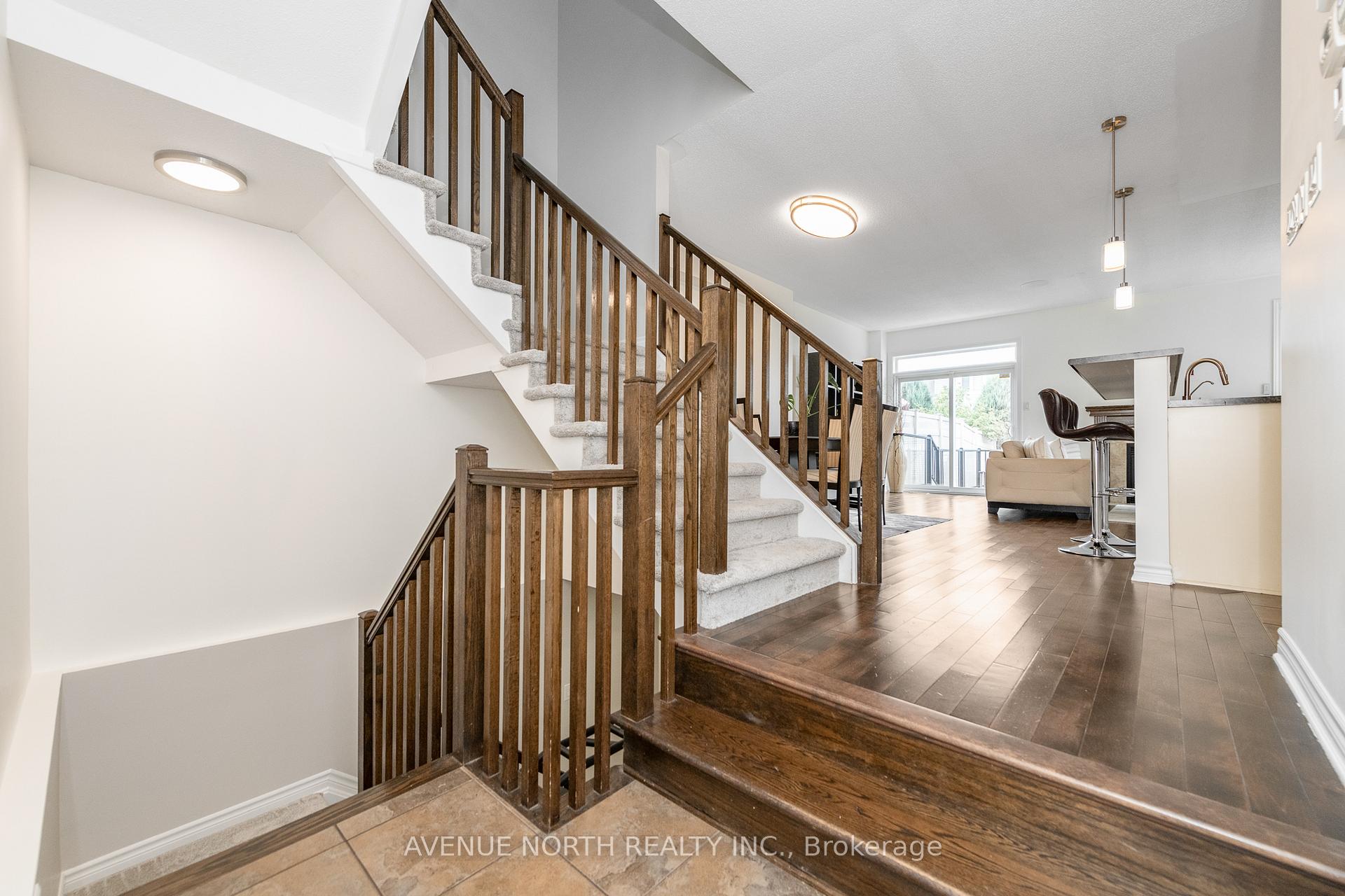 Photo 6 of 448 Rochefort Circle, Ottawa, Avalon West — HOMEH