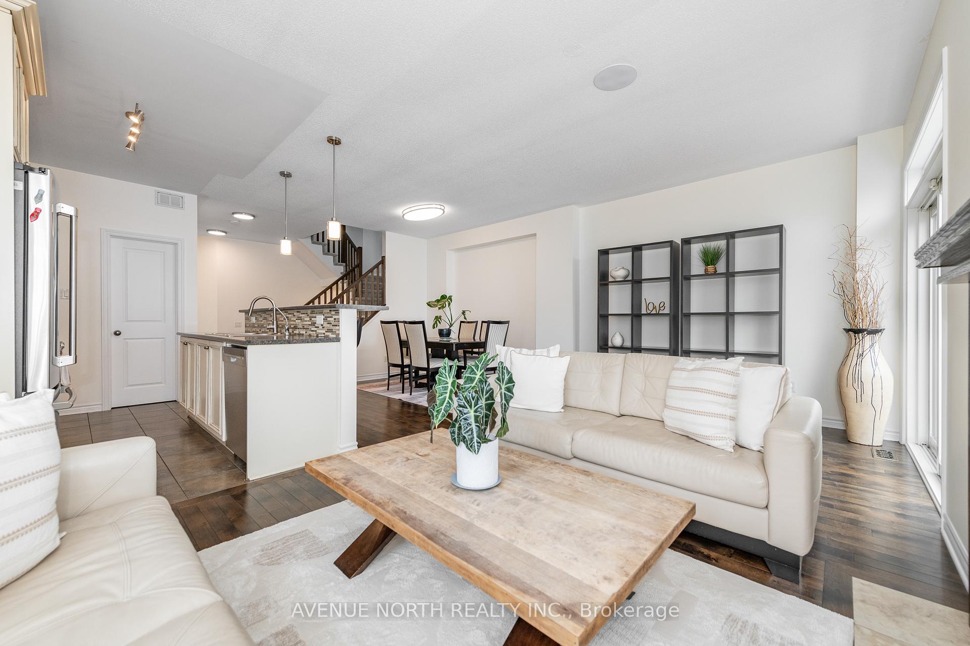 Photo 15 of 448 Rochefort Circle, Ottawa, Avalon West — HOMEH