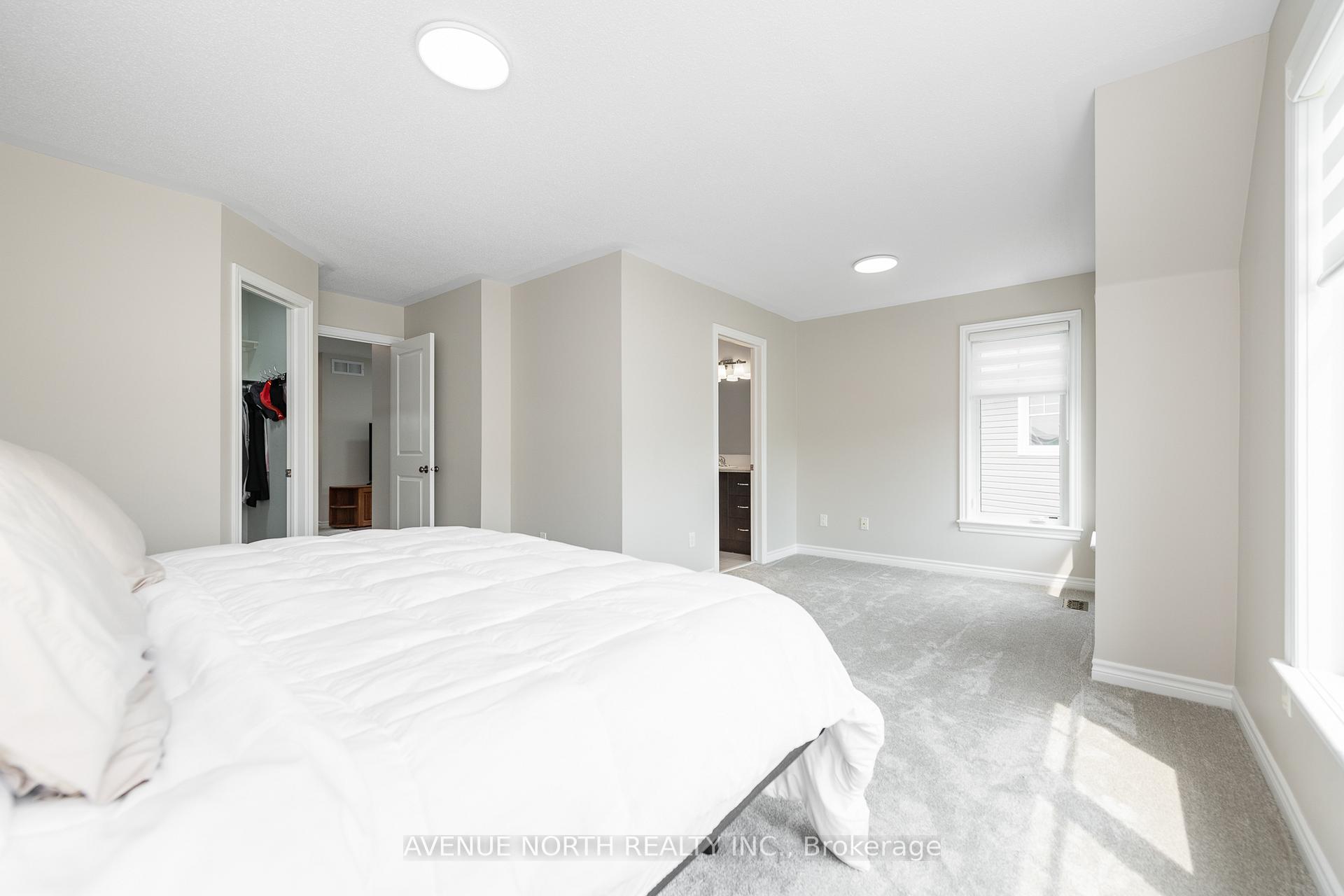 Photo 26 of 448 Rochefort Circle, Ottawa, Avalon West — HOMEH
