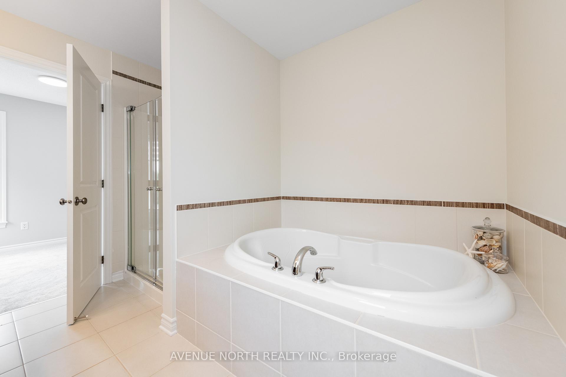Photo 29 of 448 Rochefort Circle, Ottawa, Avalon West — HOMEH