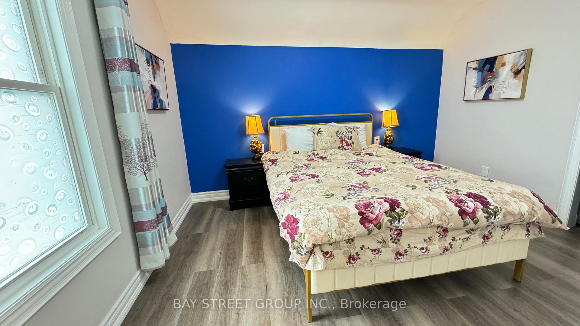 Photo 13 of 4849 Maple Street, Niagara Falls, Cherrywood — HOMEH