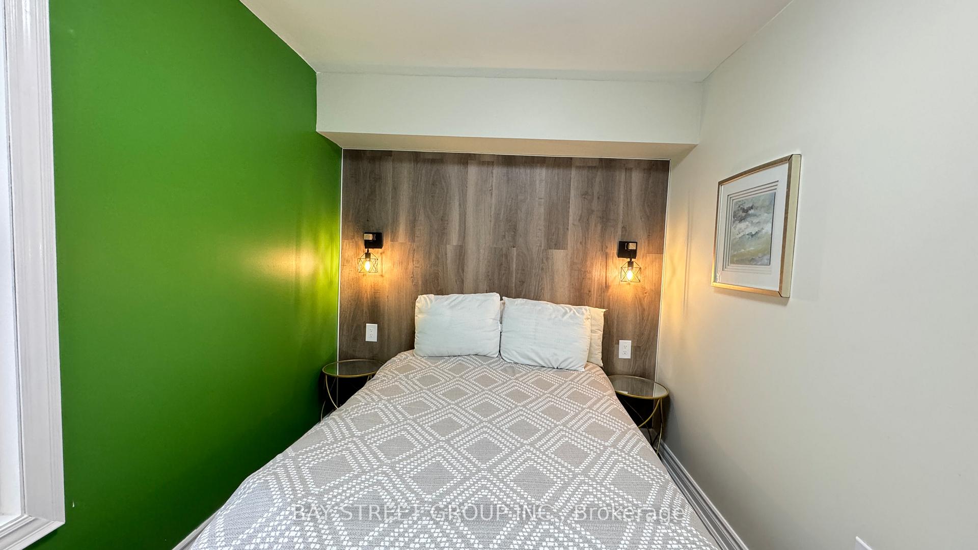 Photo 19 of 4849 Maple Street, Niagara Falls, Cherrywood — HOMEH