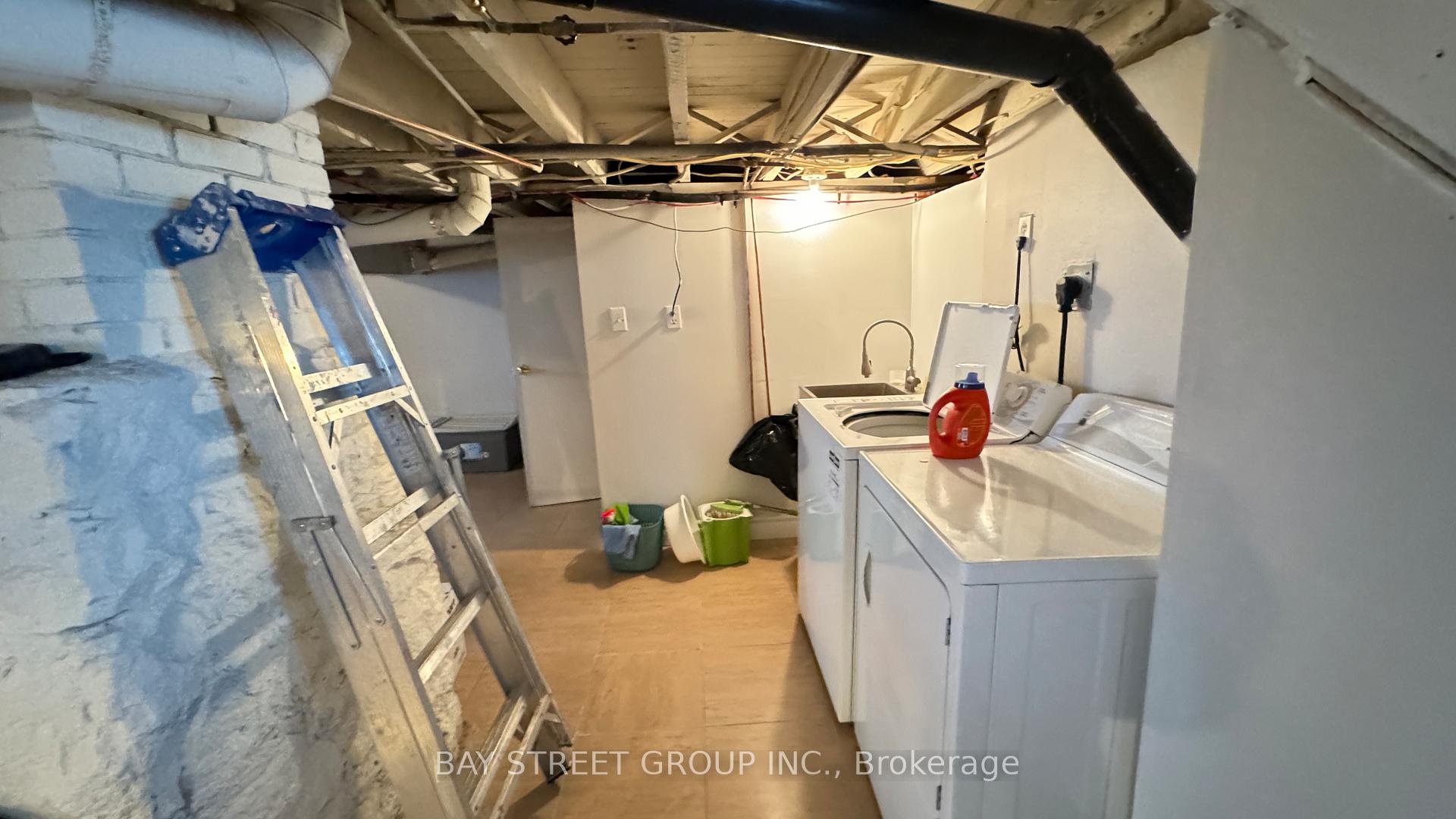 Photo 26 of 4849 Maple Street, Niagara Falls, Cherrywood — HOMEH