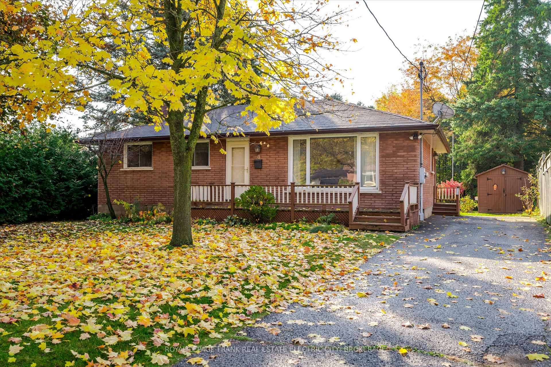 Photo 1 of 8 Ferndale Avenue, Peterborough, Monaghan Ward 2 — HOMEH