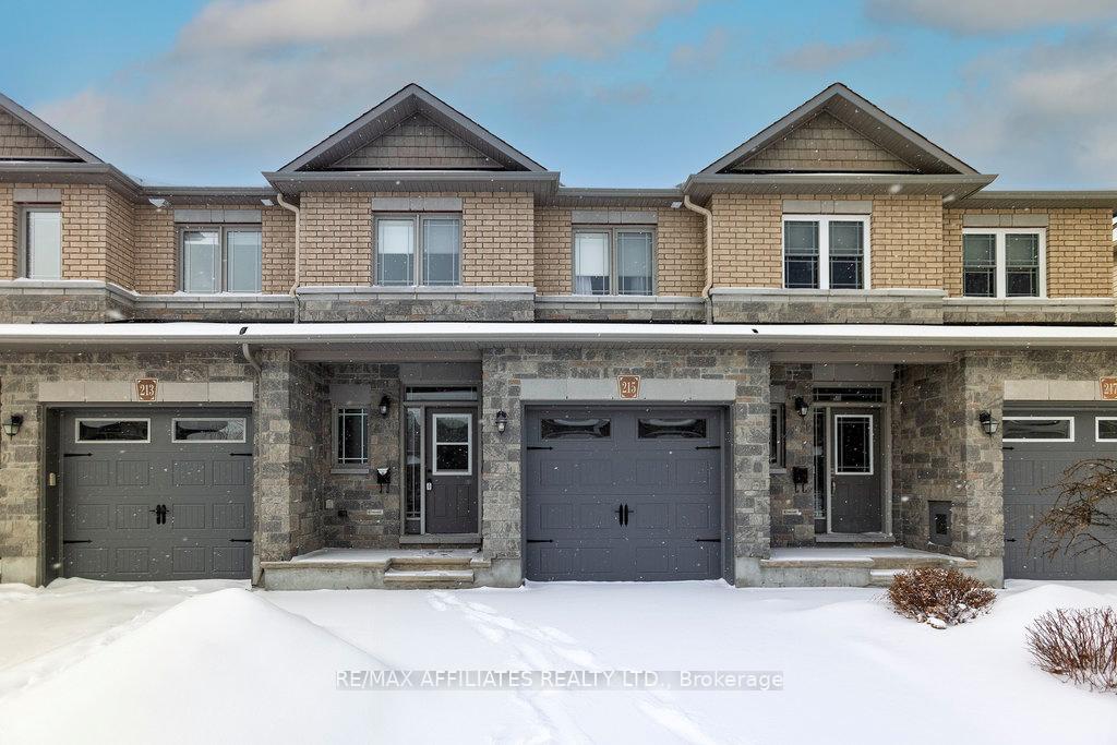 Photo 1 of 215 Gossamer Street, Ottawa, Mer Bleue/Bradley Estates/Anderson Park — HOMEH