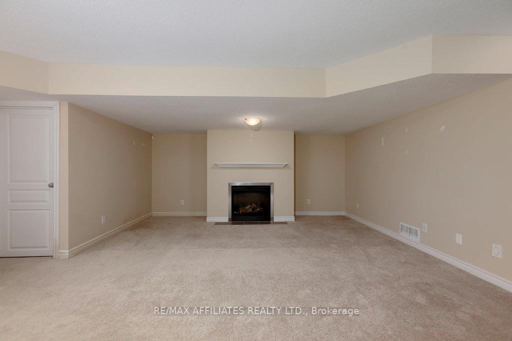 Photo 31 of 215 Gossamer Street, Ottawa, Mer Bleue/Bradley Estates/Anderson Park — HOMEH