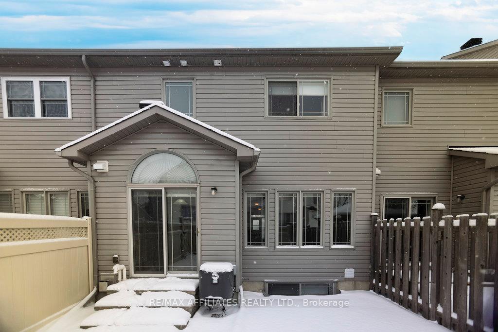 Photo 37 of 215 Gossamer Street, Ottawa, Mer Bleue/Bradley Estates/Anderson Park — HOMEH