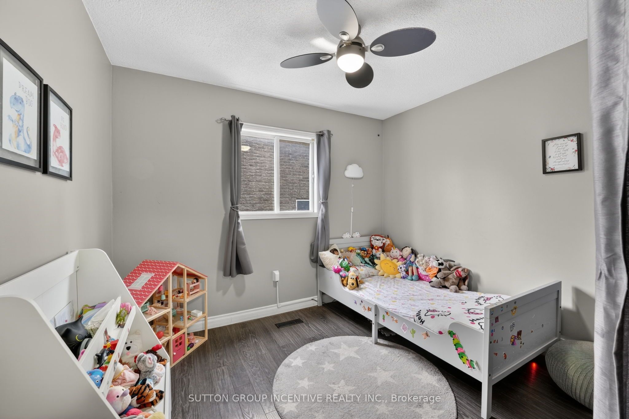Photo 17 of 20 Broadfoot Road, Barrie, Letitia Heights — HOMEH